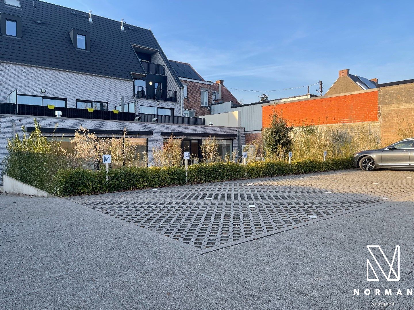 Te huur: Modern en volledig ingericht kantoor – 233 m² in Kuurne foto 9