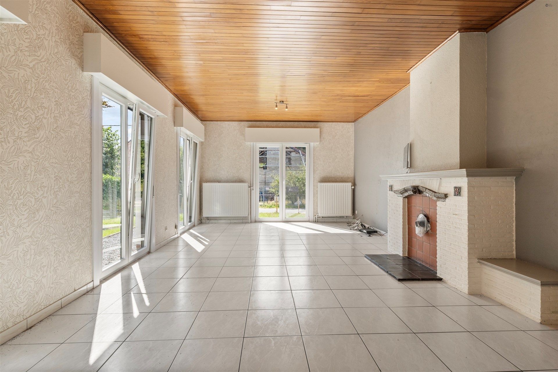 zeer rustig gelegen bungalow met uitbreidingsmogelijkheden foto 2