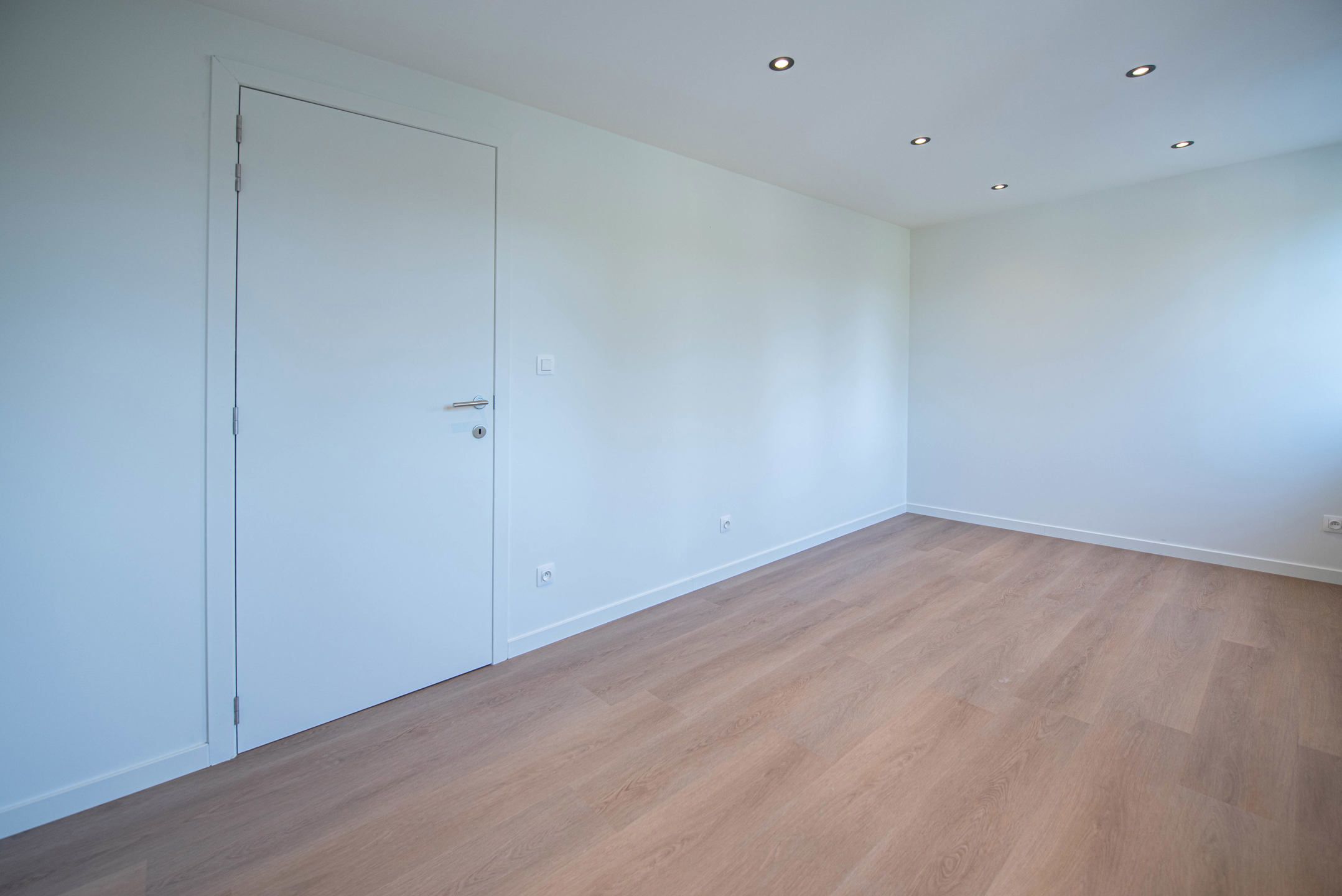 Uitzonderlijk ruim appartement te Millen  foto 24