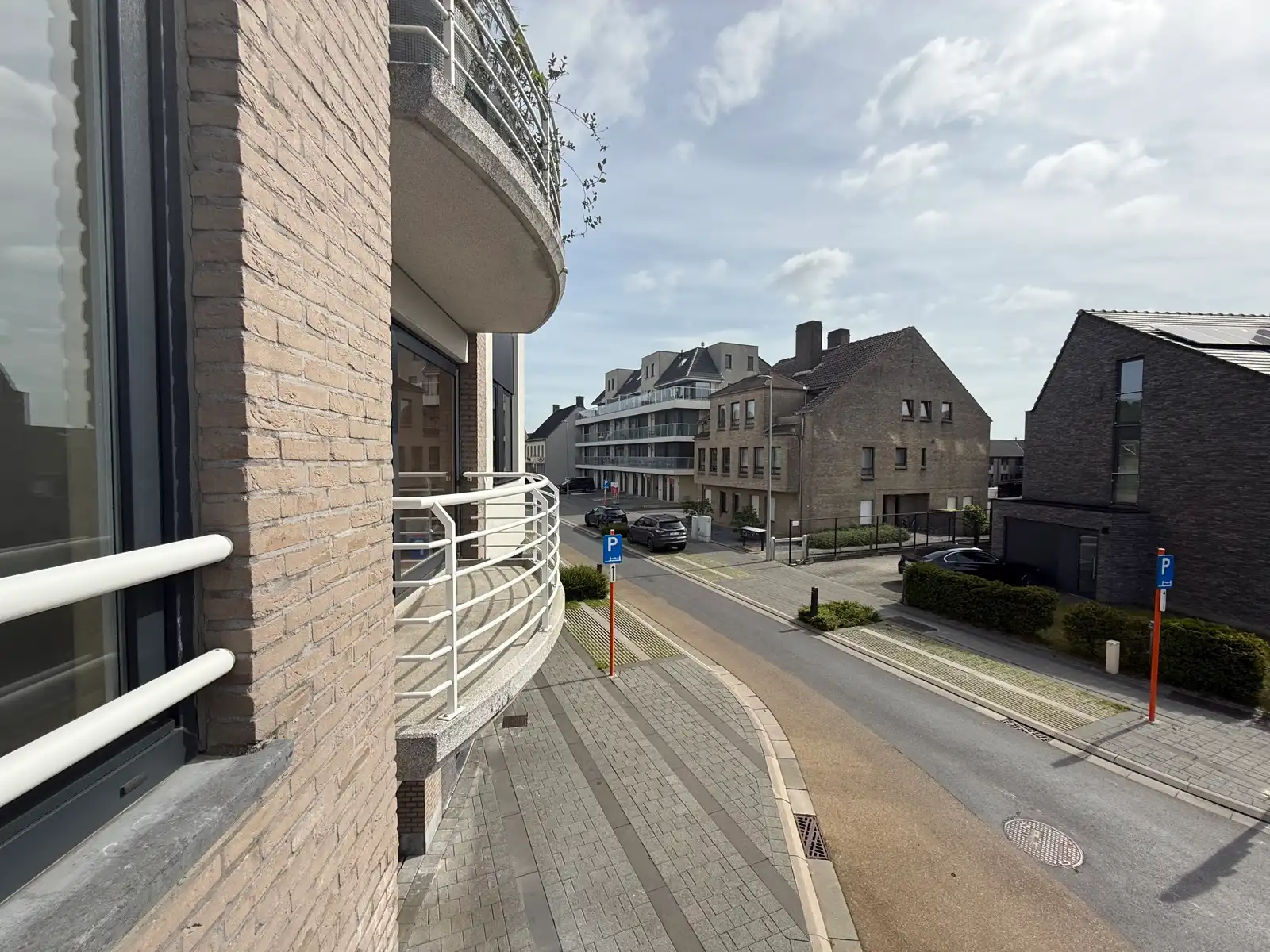 3 slaapkamer appartement met een garage aan station van Beernem foto 7