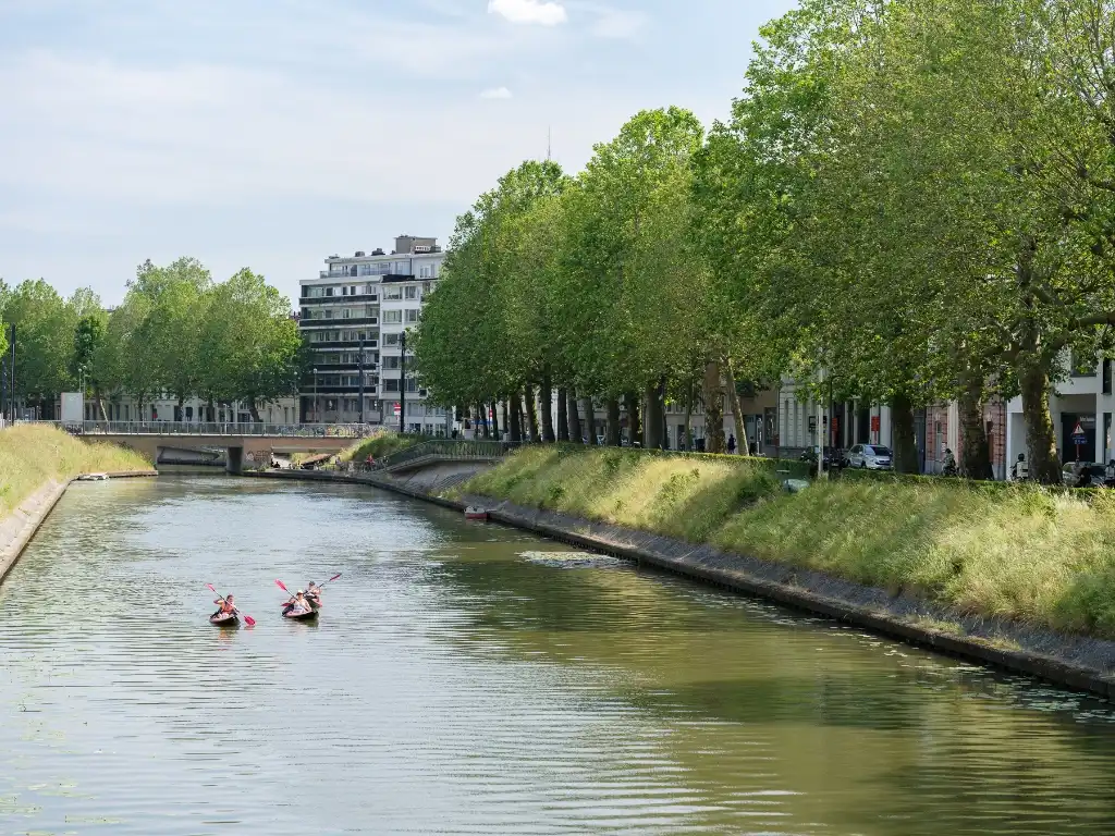 Centrum Gent - Hoogwaardig gerenoveerde stadswoning met 3 slaapkamers en zonneterras foto 5