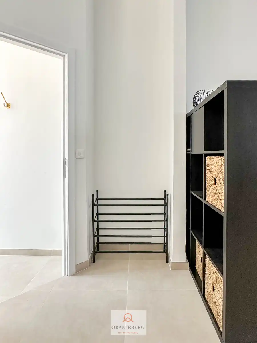 Gemeubeld en gerenoveerde rijtjeswoning op boogscheut van Gent TE HUUR voor 11 maanden foto 4