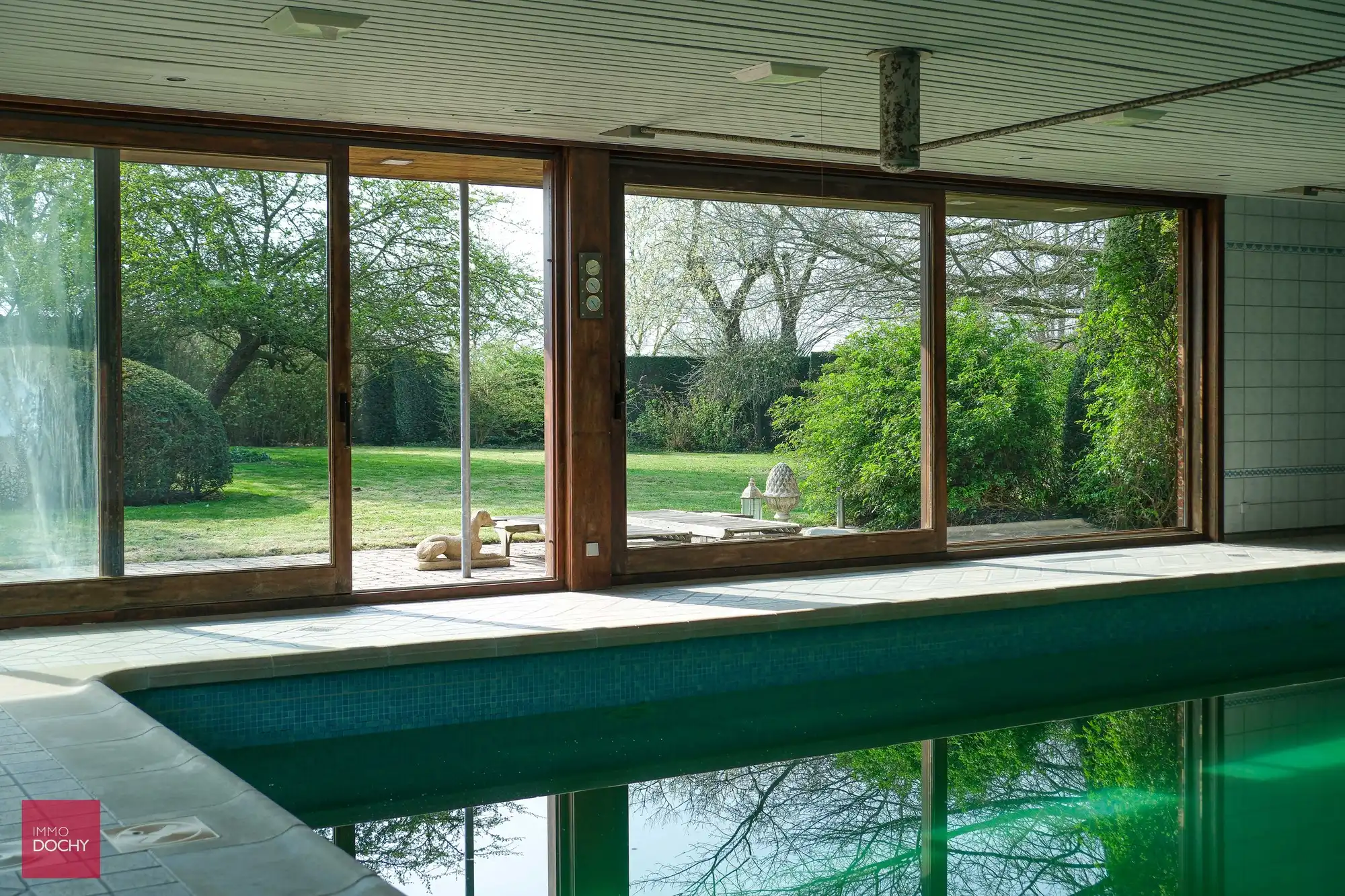 Landelijk en rustig gelegen villa met verschillende gebouwen dienstig voor bedrijvigheid foto 17