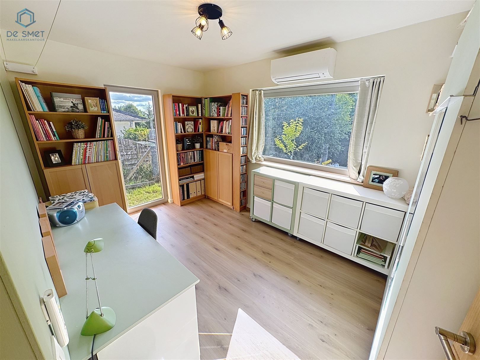 Recente, energiezuinige woning in groene oase 2 slaapkamers, garage en tuin foto 13