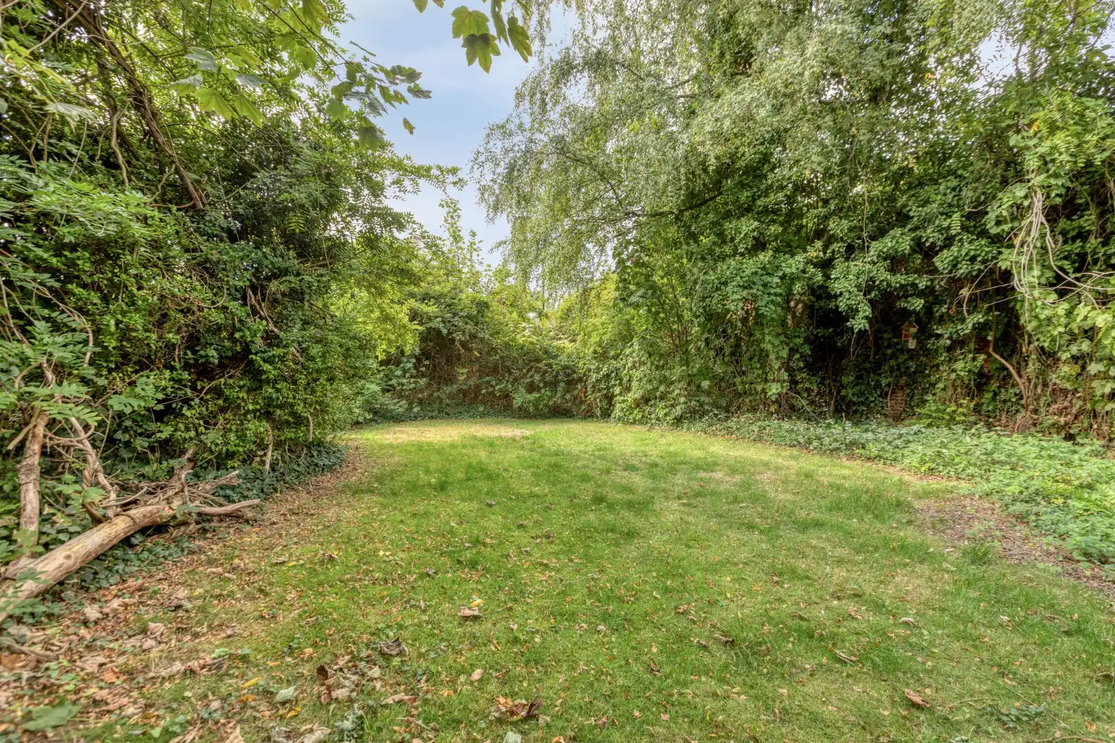 Ruim ingedeelde woning met oa 3 slpks op een gunstige locatie in het centrum foto 30