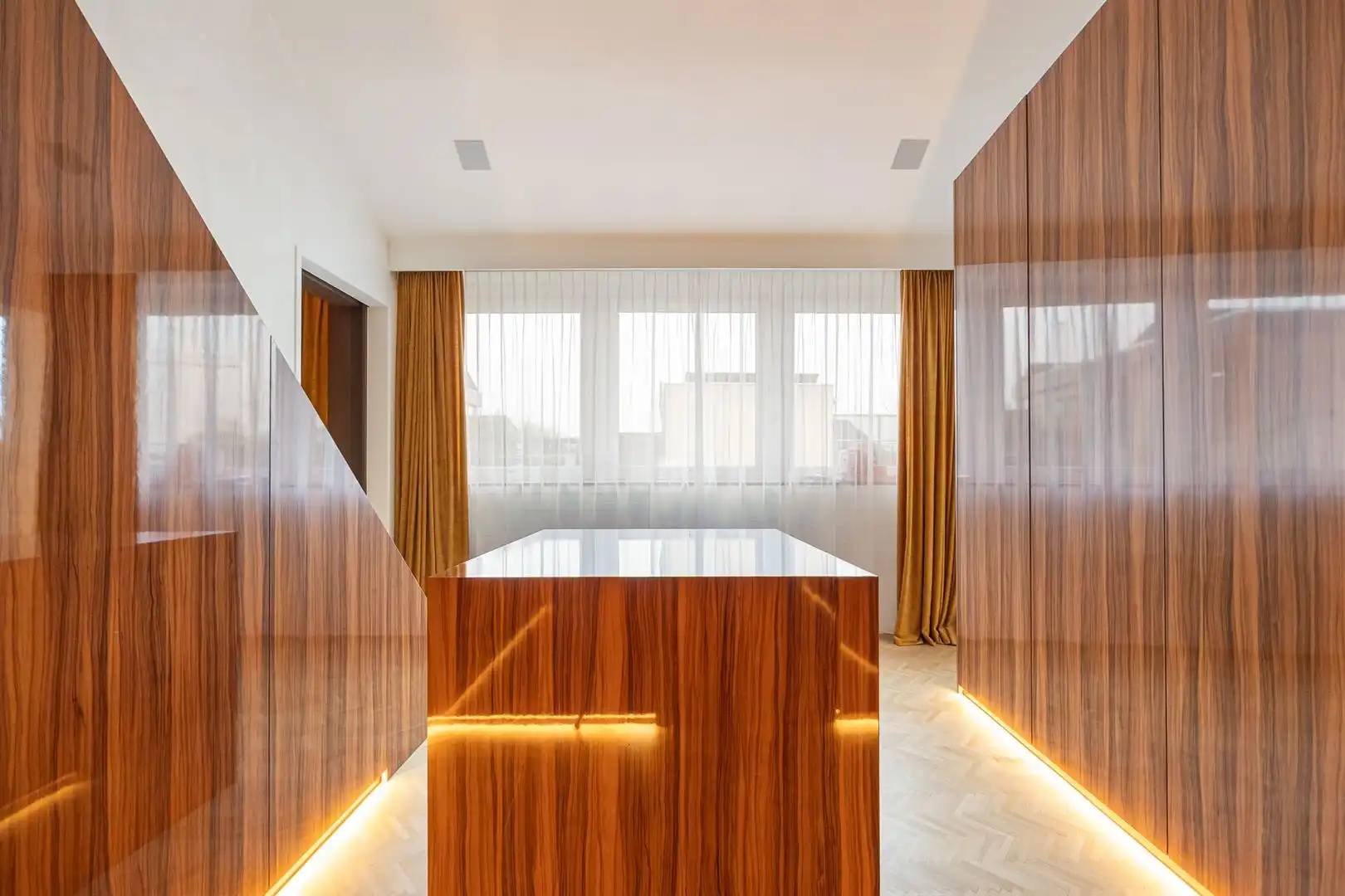 Flamboyant loftleven in industrieel erfgoed foto 16