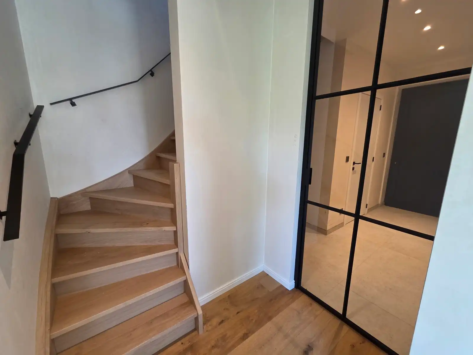 Luxe nieuwbouwvilla! foto 7