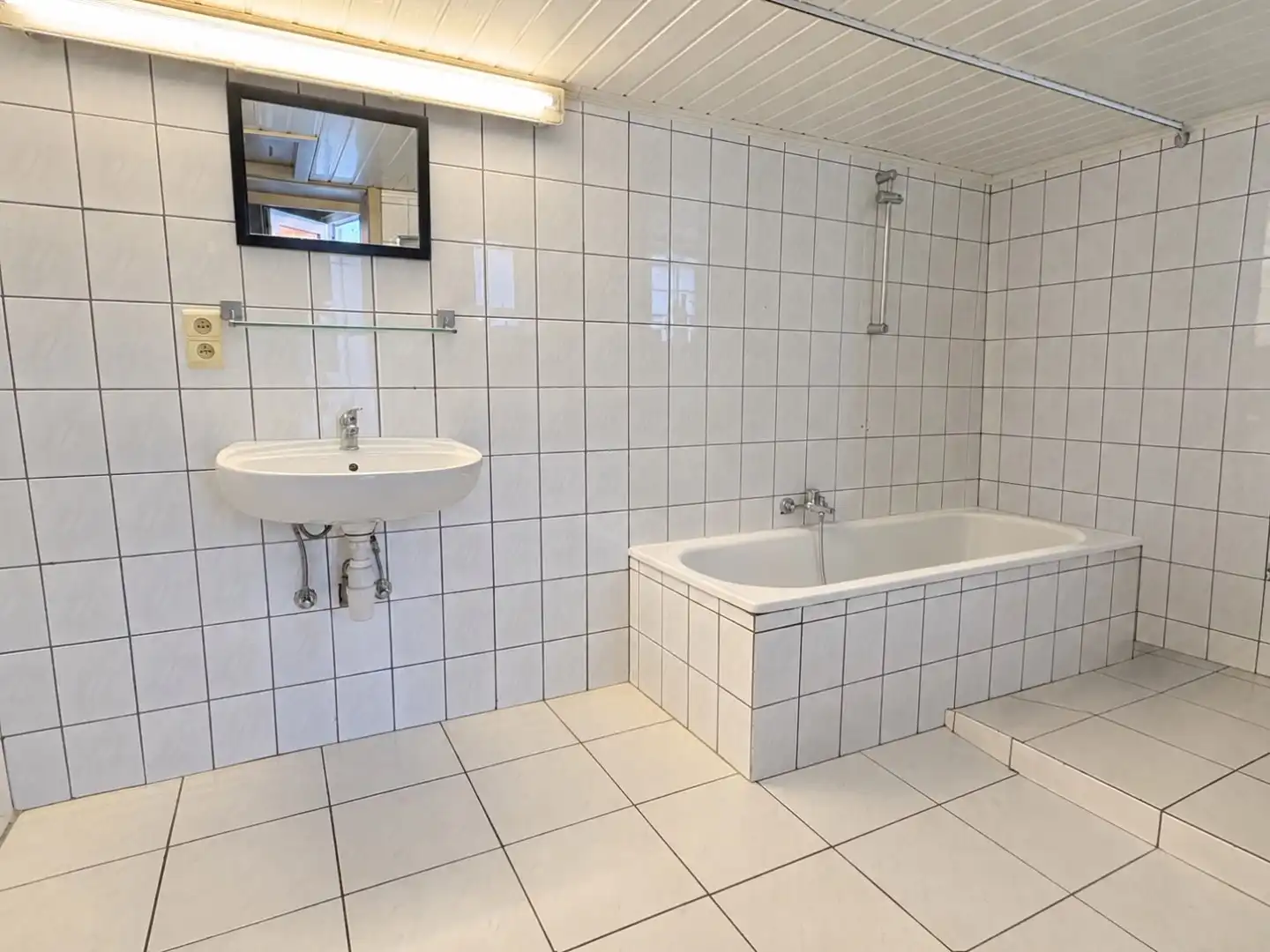 Rijwoning met 3 slaapkamers te koop in Harelbeke foto 6