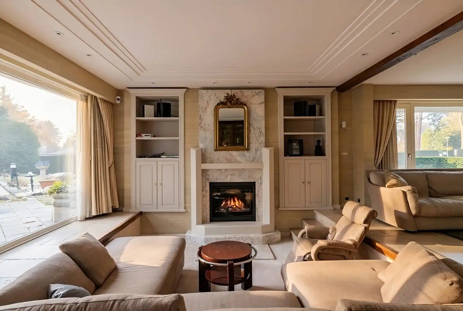 Riante villa op ruim perceel van ca. 3.928m2 foto 4