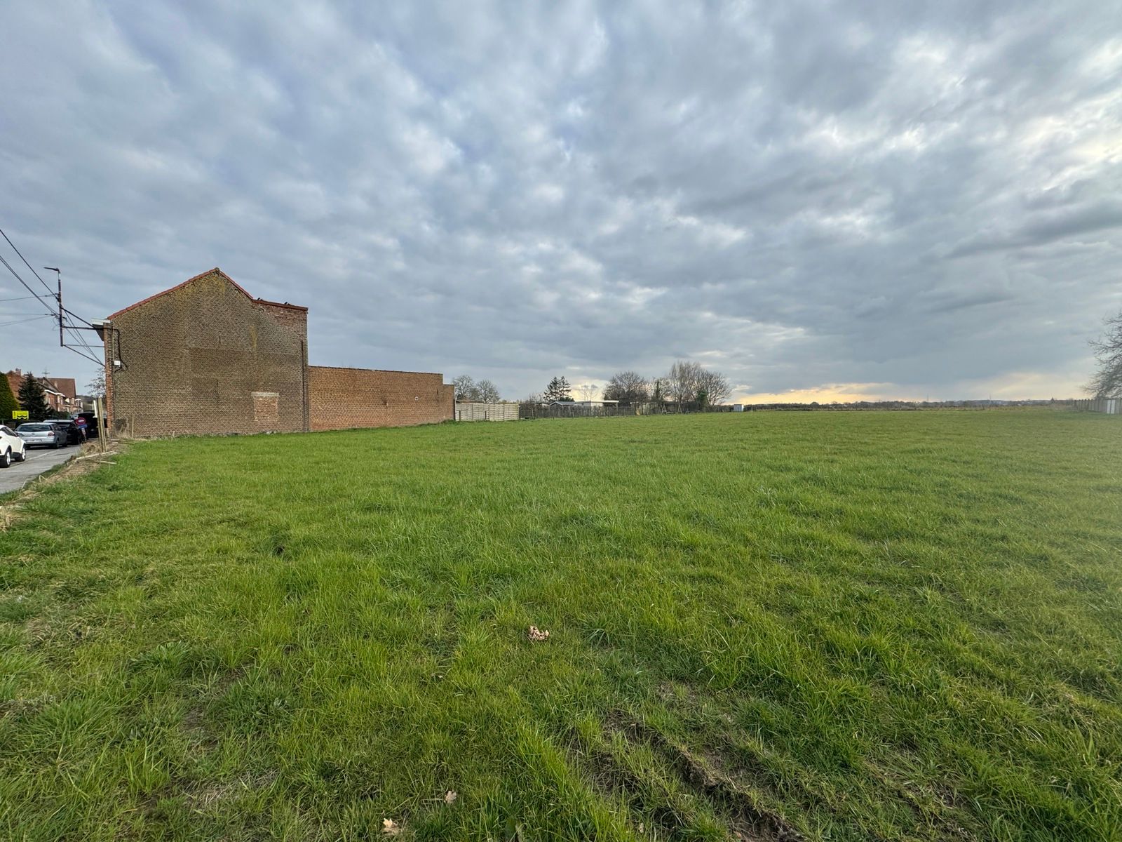 OPTIE Mooi perceel bouwgrond voor half open bebouwing foto 3