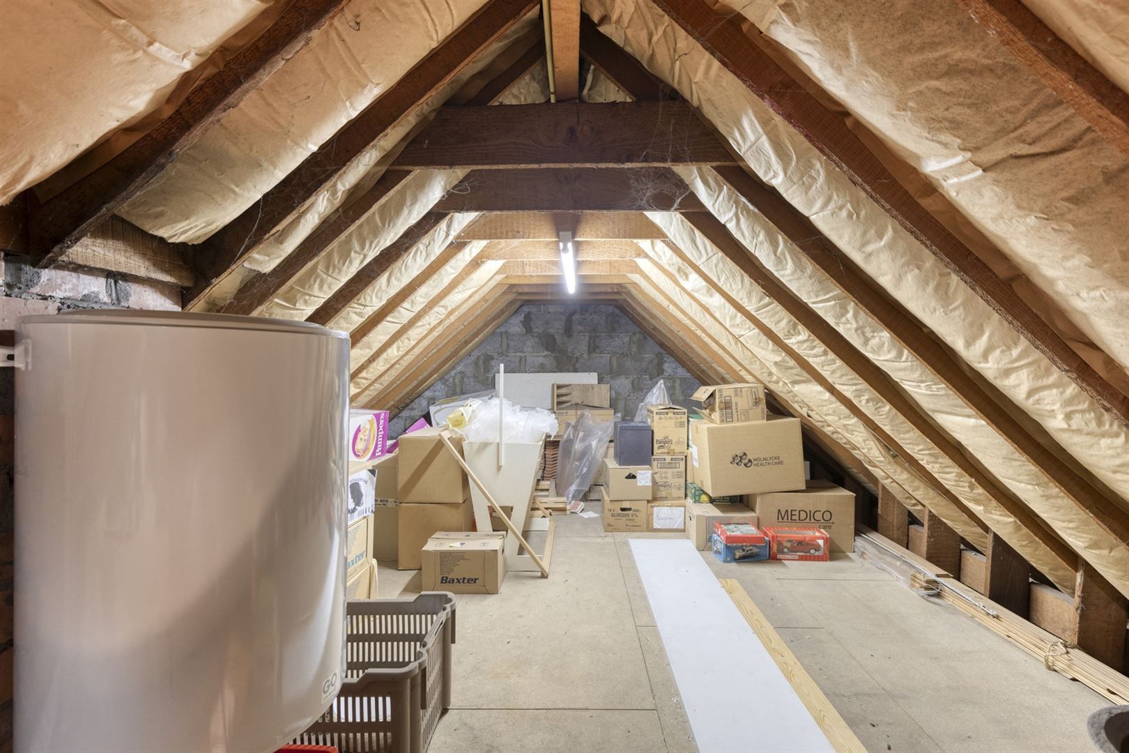 Goed onderhouden open bebouwing gelegen op 1.170 m² met 4 slaapkamers. foto 15