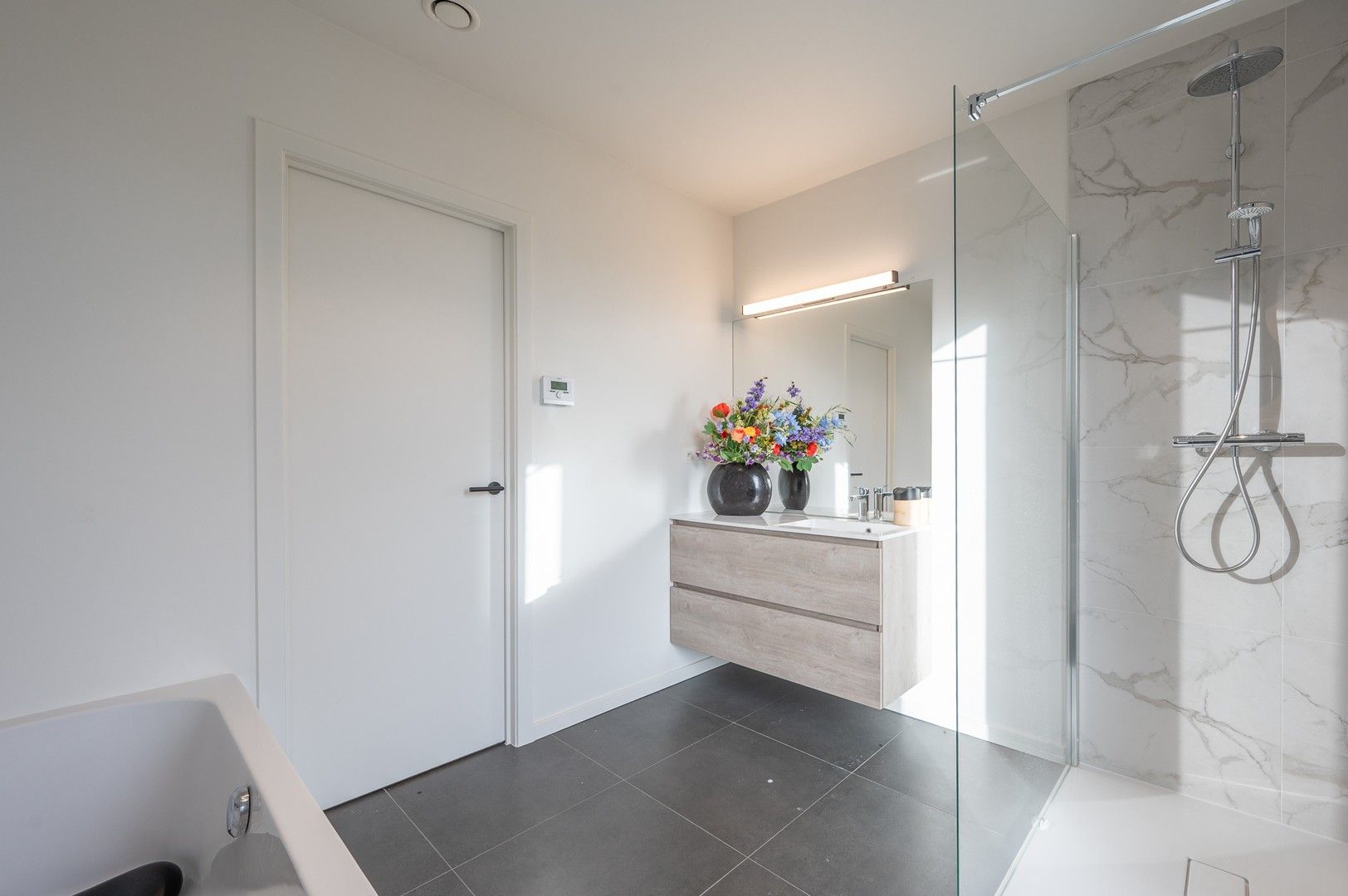 Alleenstaande moderne villa gelegen in een rustige residentiële omgeving te Knokke foto 19