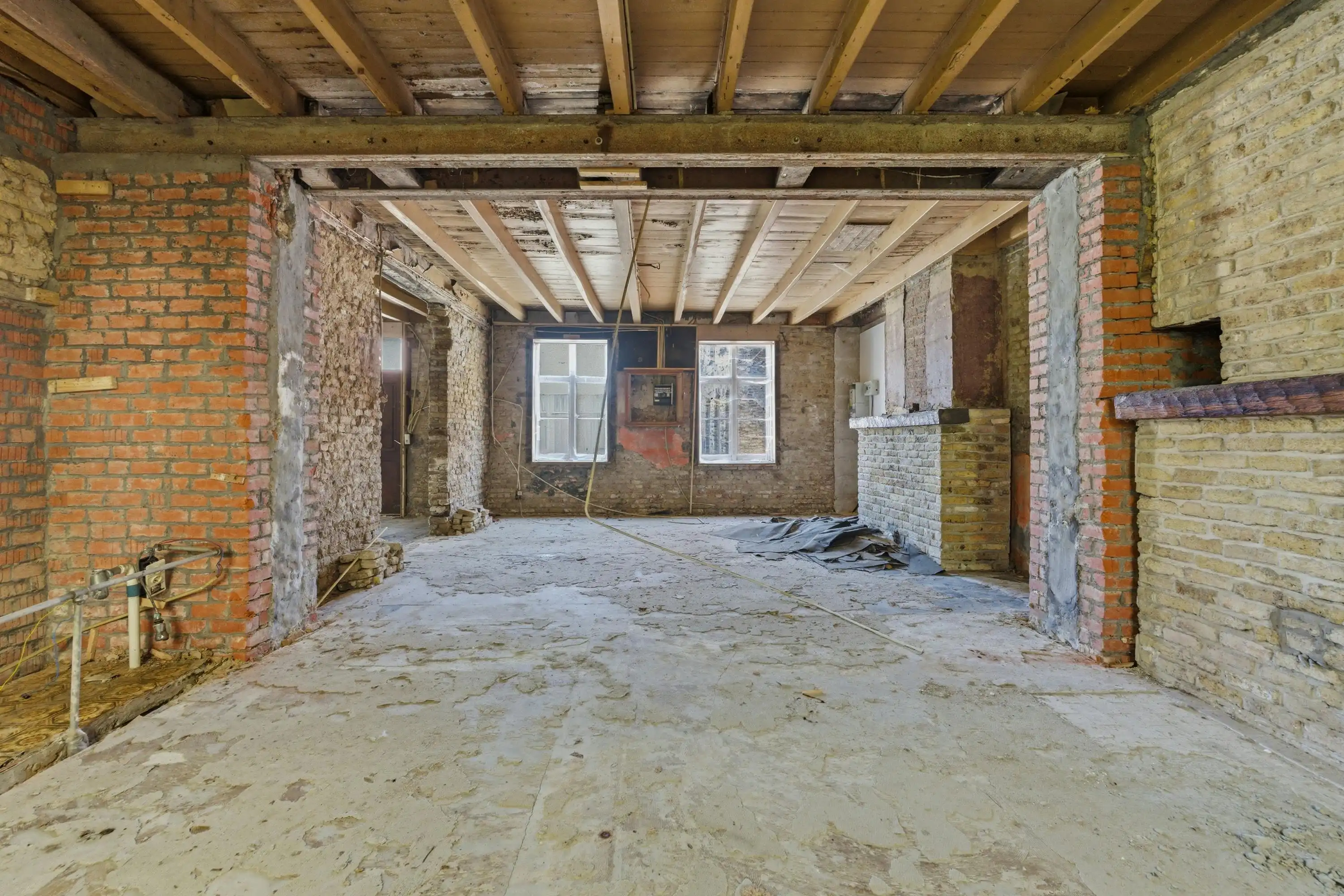 Karaktervolle renovatiewoning met veel potentieel in Beauvoorde. foto 7