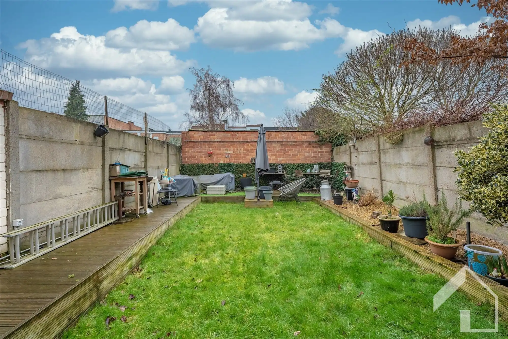 Instapklare gezinswoning met 3 slaapkamers, garage en tuin in rustige enkelrichtingsstraat te Deurne foto 12
