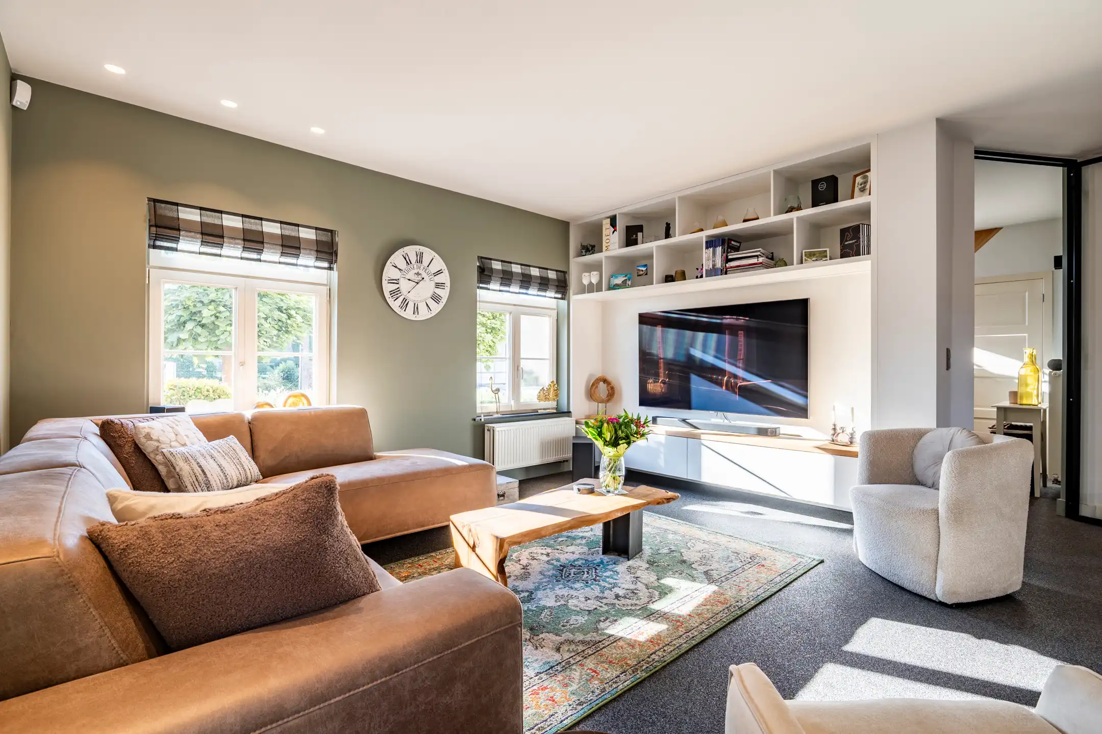 Instapklare en bijzonder verzorgde villa met 4 slaapkamers, 2 badkamers in Ravels foto 5