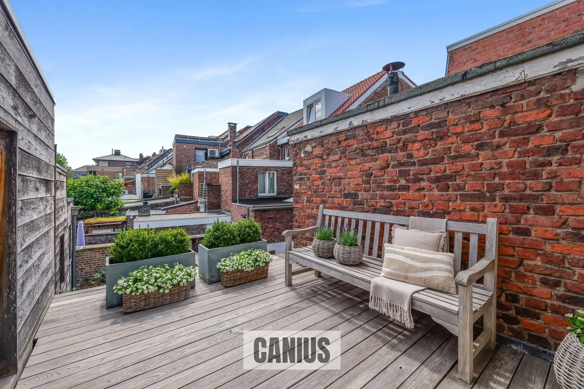 PRACHTIGE STADSWONING MET 3 SLKS IN HARTJE SINT-TRUIDEN foto 19