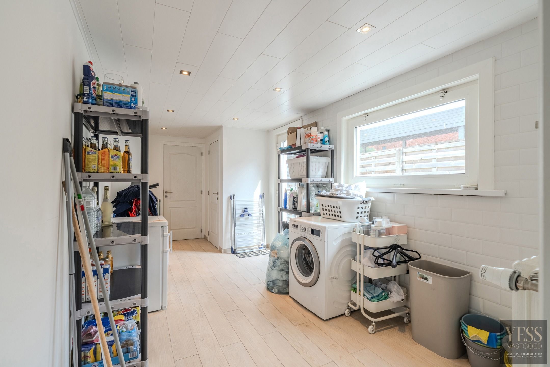Charmante woning te koop in de Stationsstraat te Lissewege! foto 11