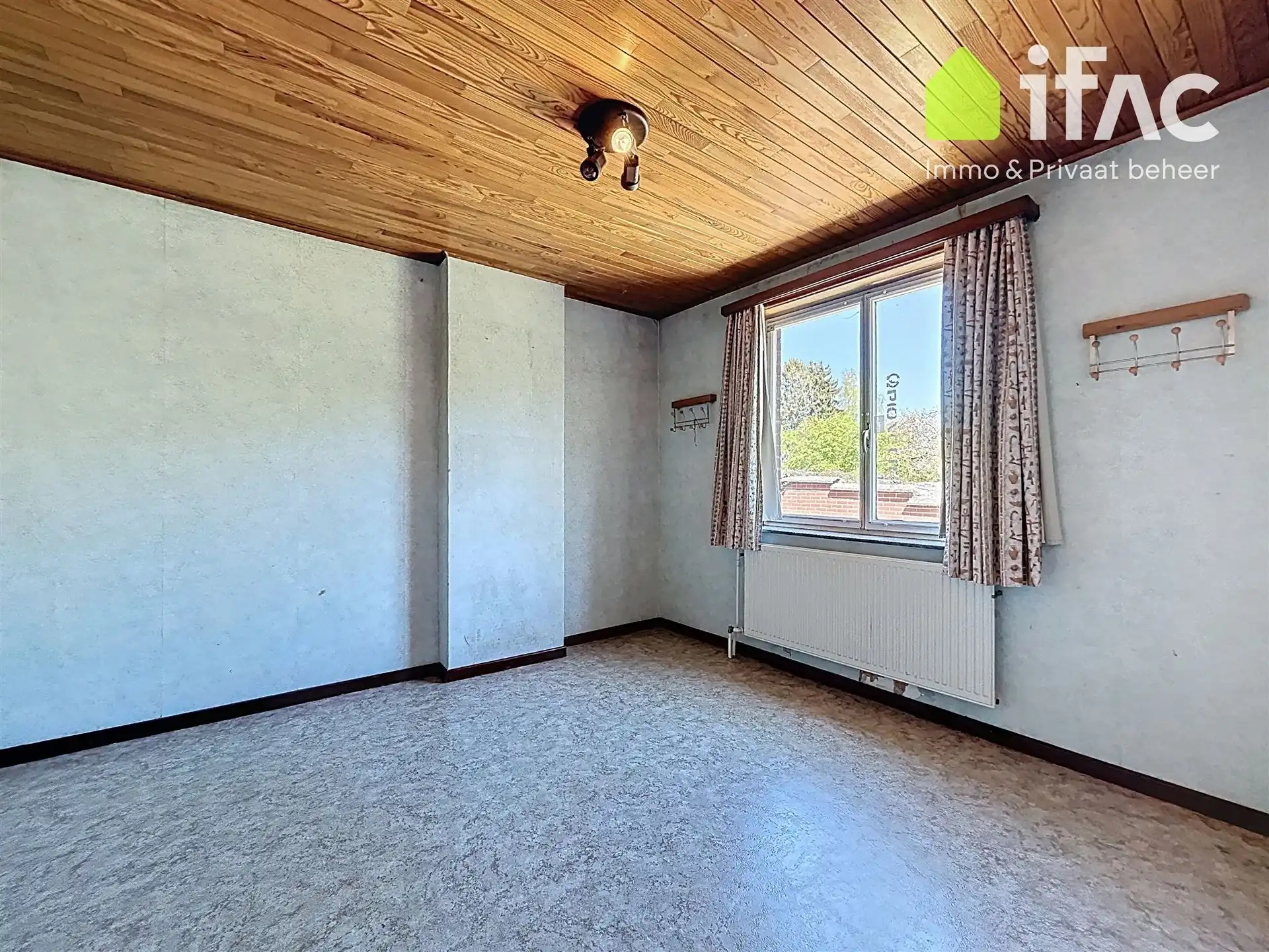Uitstekend gelegen halfopen bebouwing met 3 slaapkamers foto 13