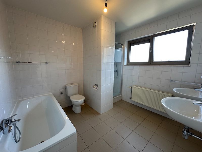 🏡 Te huur in Knesselare (Aalter) – Duplex appartement met 2 terrassen & garage! 🏡 foto 8