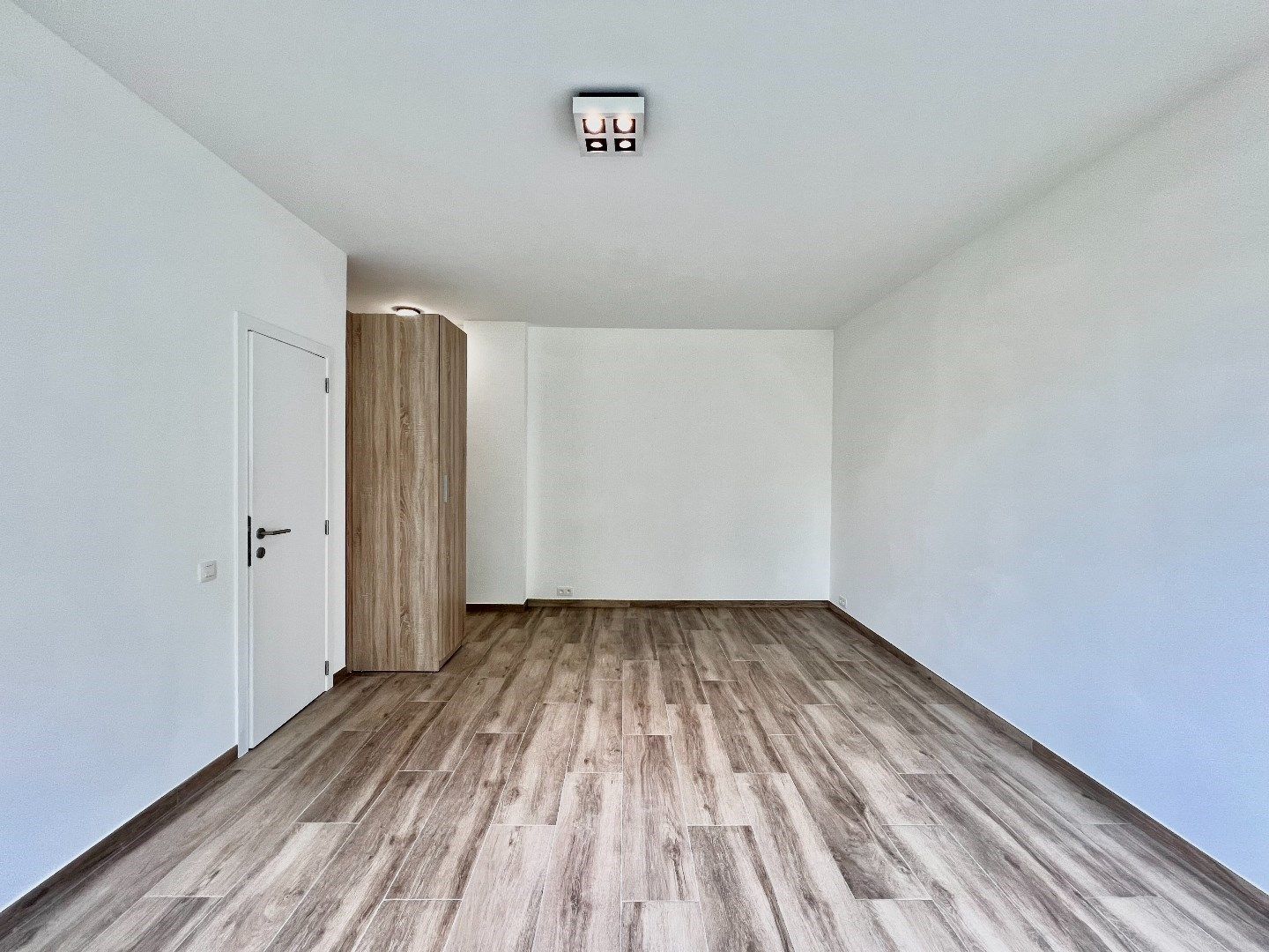 VOLLEDIG GERENOVEERDE STUDIO nabij Harmonie! foto 5