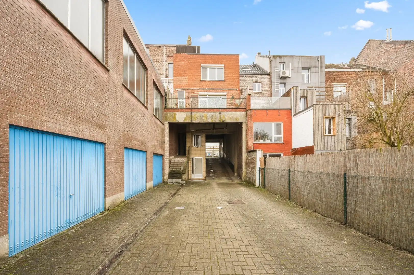 Te renoveren bel-étagewoning op topligging in het centrum van Tienen foto 21