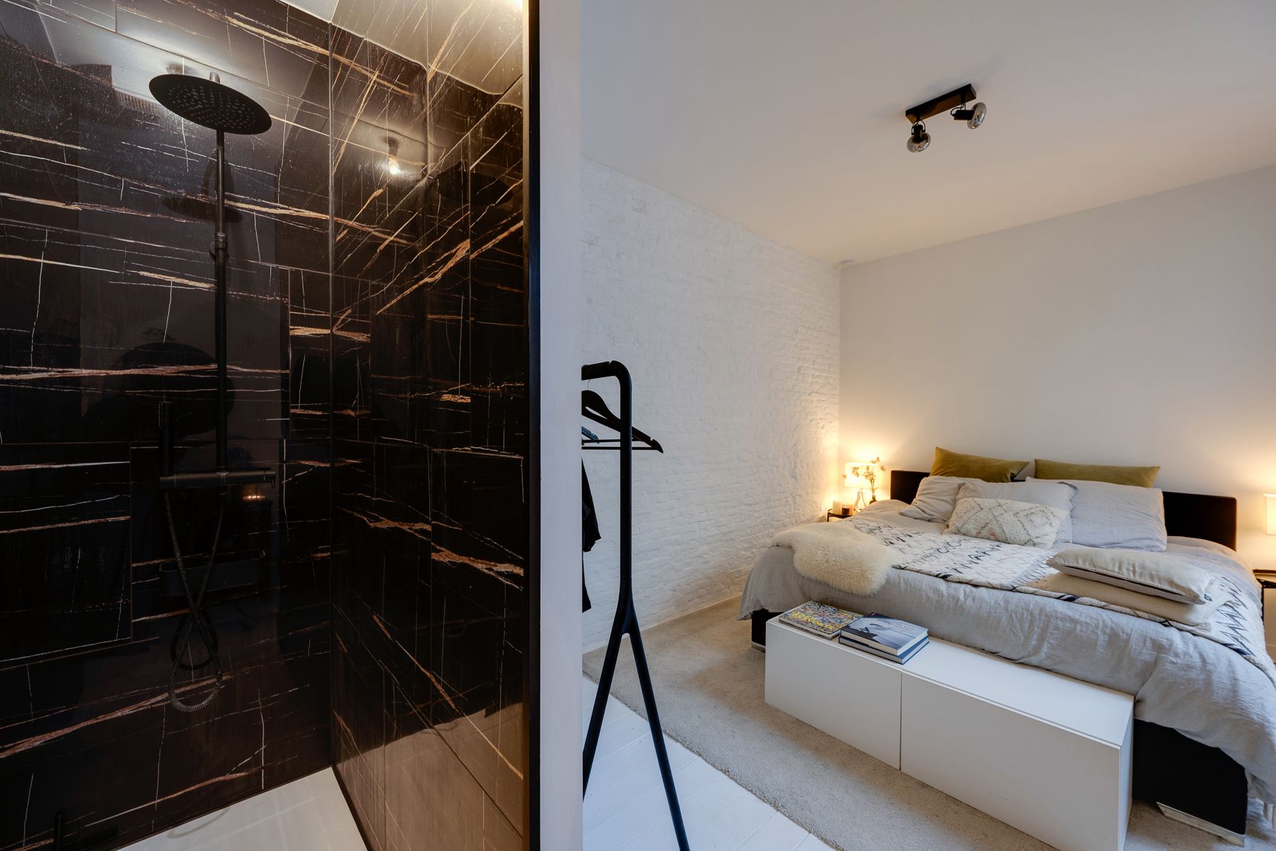 Karaktervol appartement met terras op het trendy Zuid foto 8