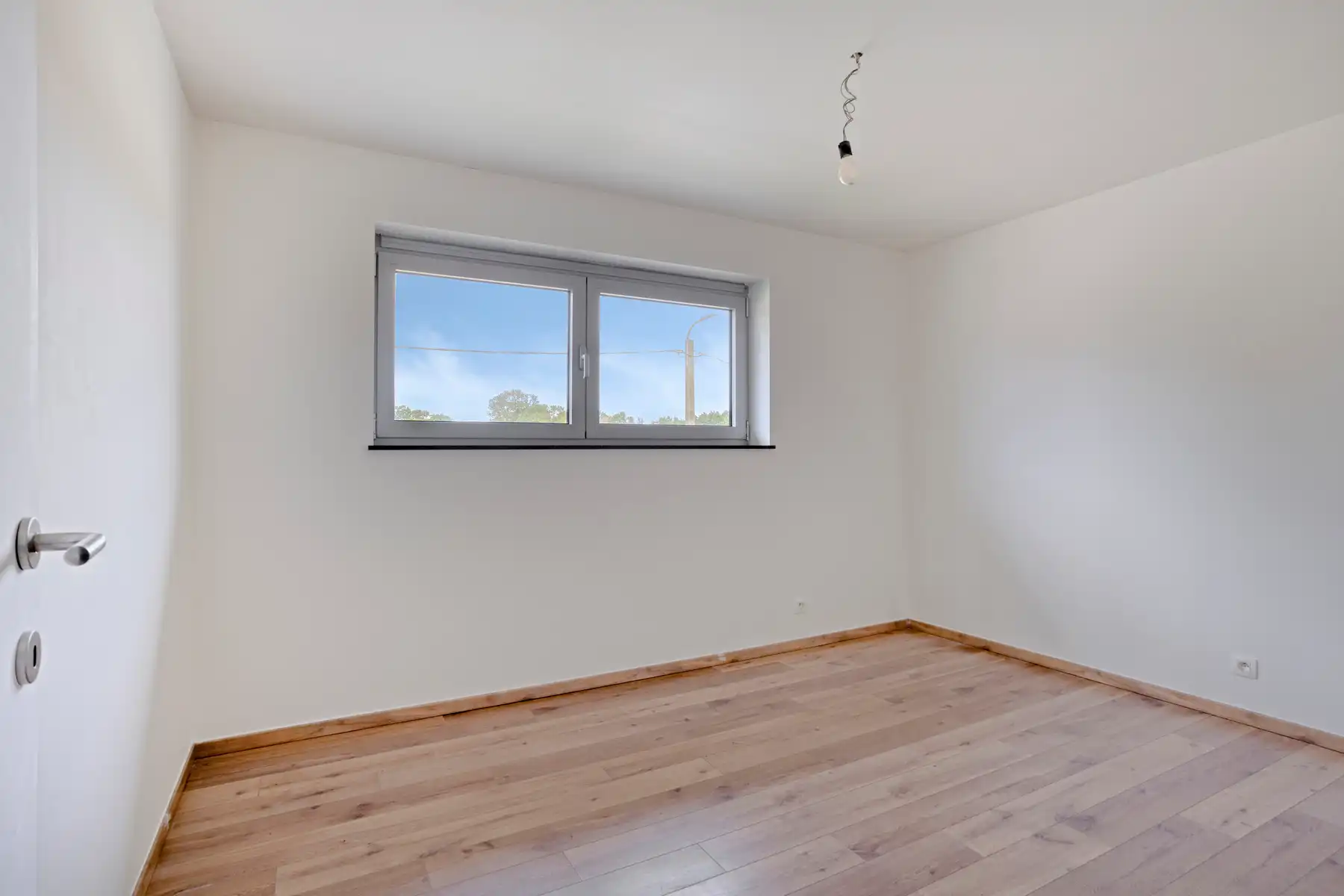 Ruime woning met 4 slaapkamers op landelijke ligging foto 18
