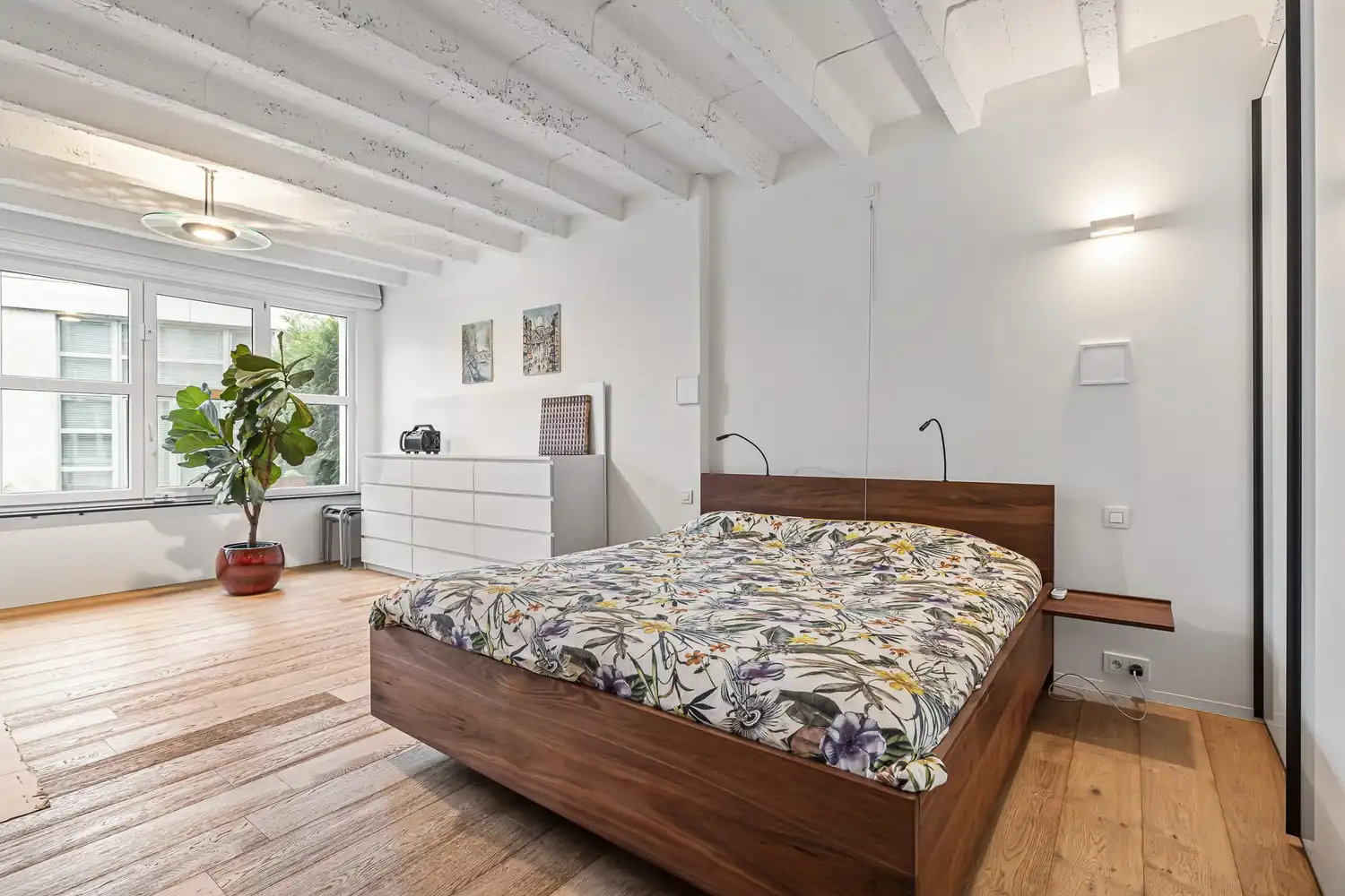 Exclusieve gelijkvloerse loft met 2 slpkrs, terras en staanplaats foto 26