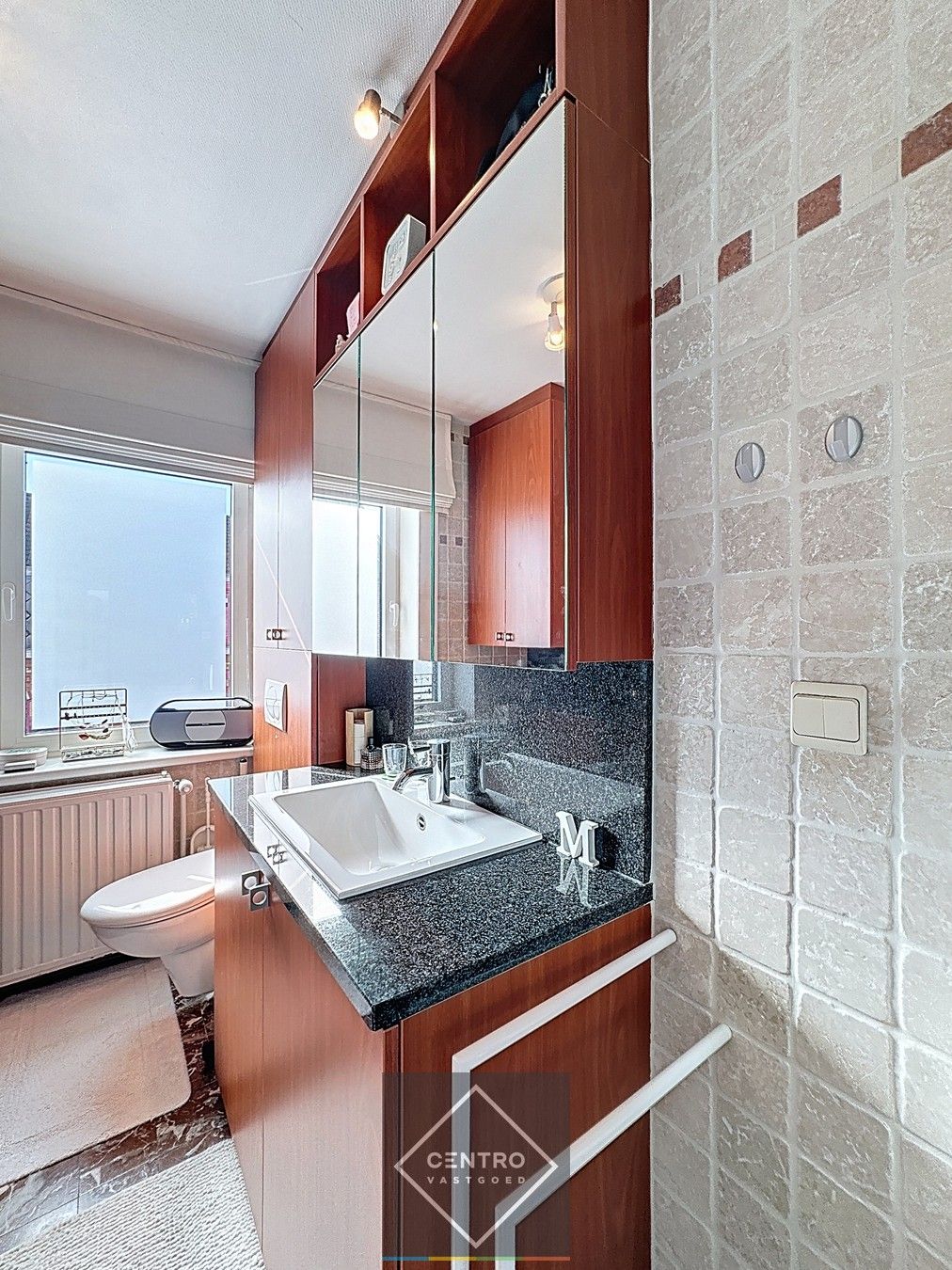 SMAAKVOL afgewerkte woning met alle COMFORT te Eeklo! foto 13