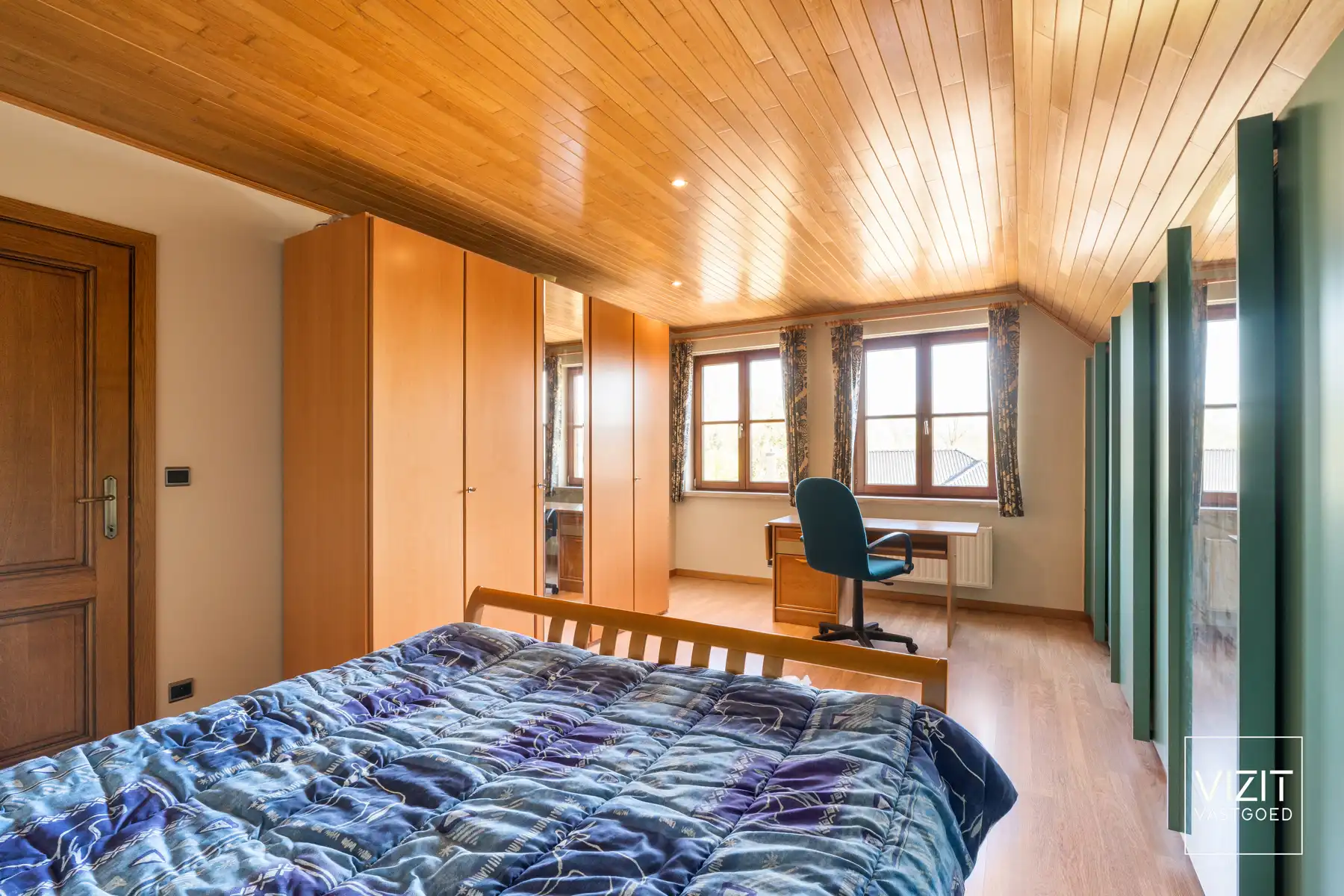 Karaktervolle, ruime villa met 4 à 5 slaapkamers in Appelterre foto 12