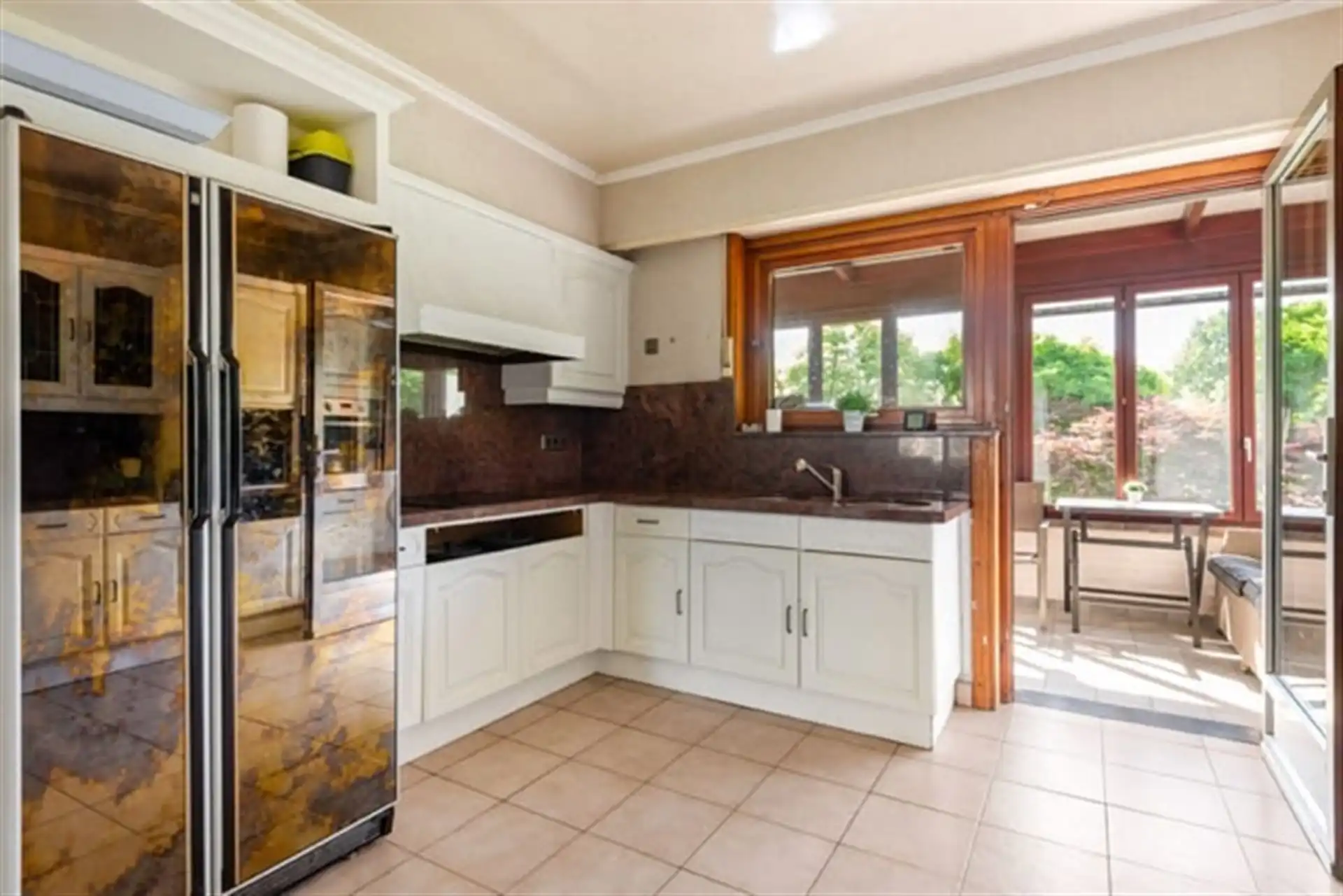 Centraal gelegen OB met ruime garage en tuin! foto 8