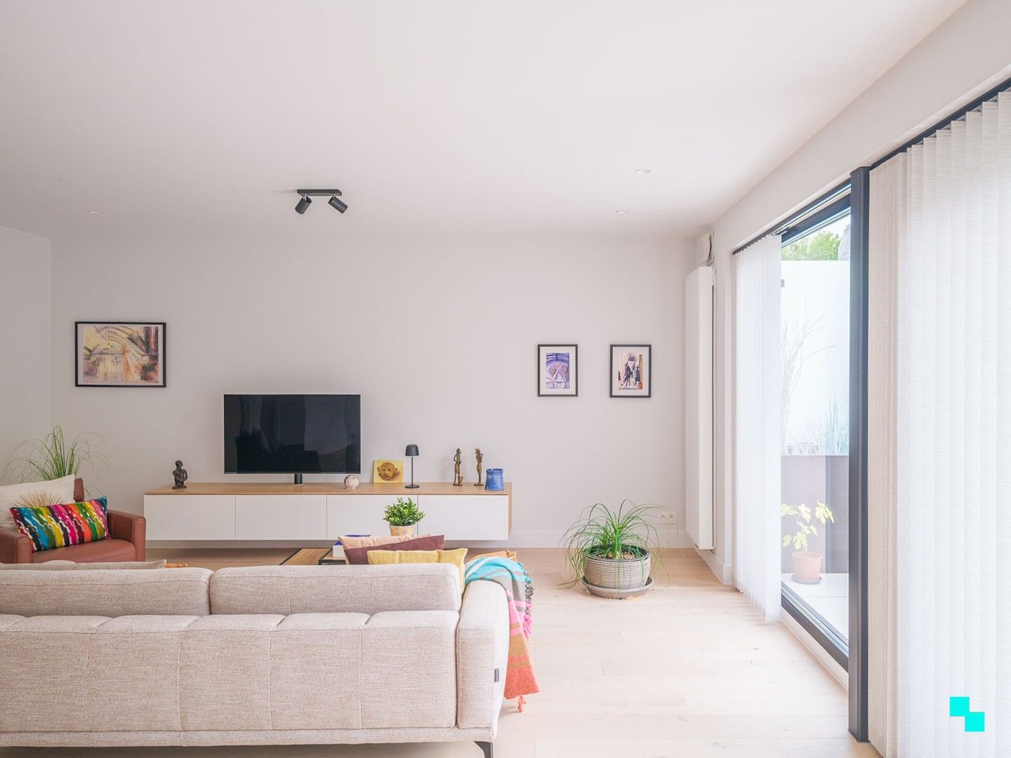 Zonnig appartement met twee slaapkamers te Balegem dorp foto 9