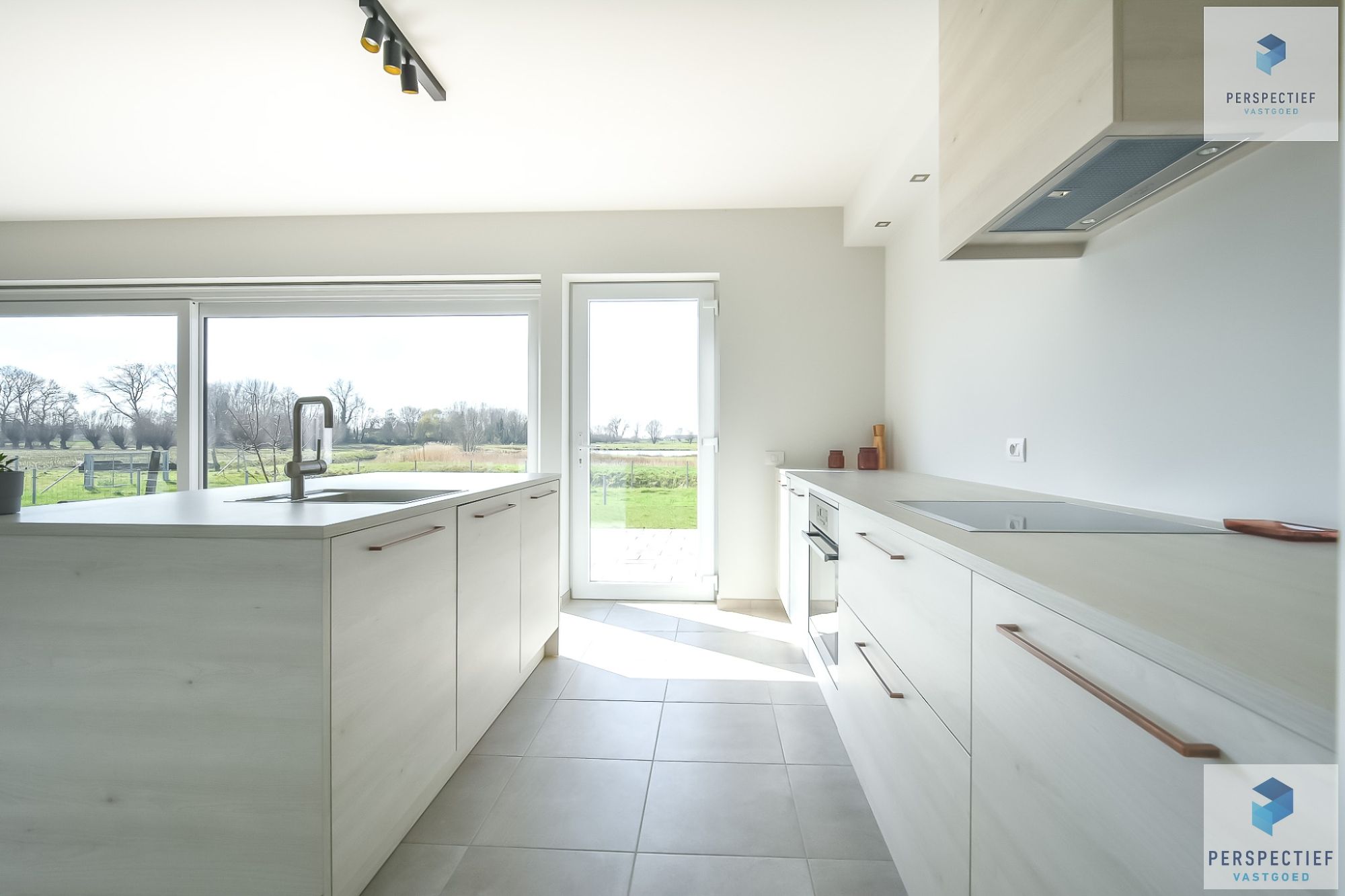 Landelijk gelegen NIEUWBOUW woning met 5slpk langs het kanaal op 340 m² - LOT 1 foto 12