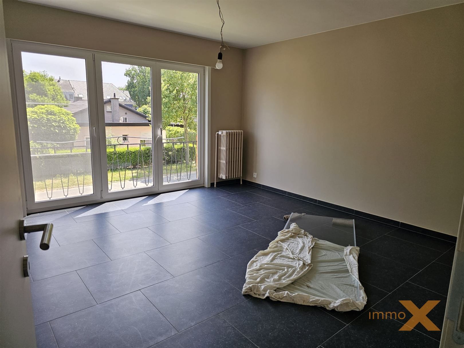 GERENOVEERDE INSTAPKLARE WONING MET GARAGE foto 25