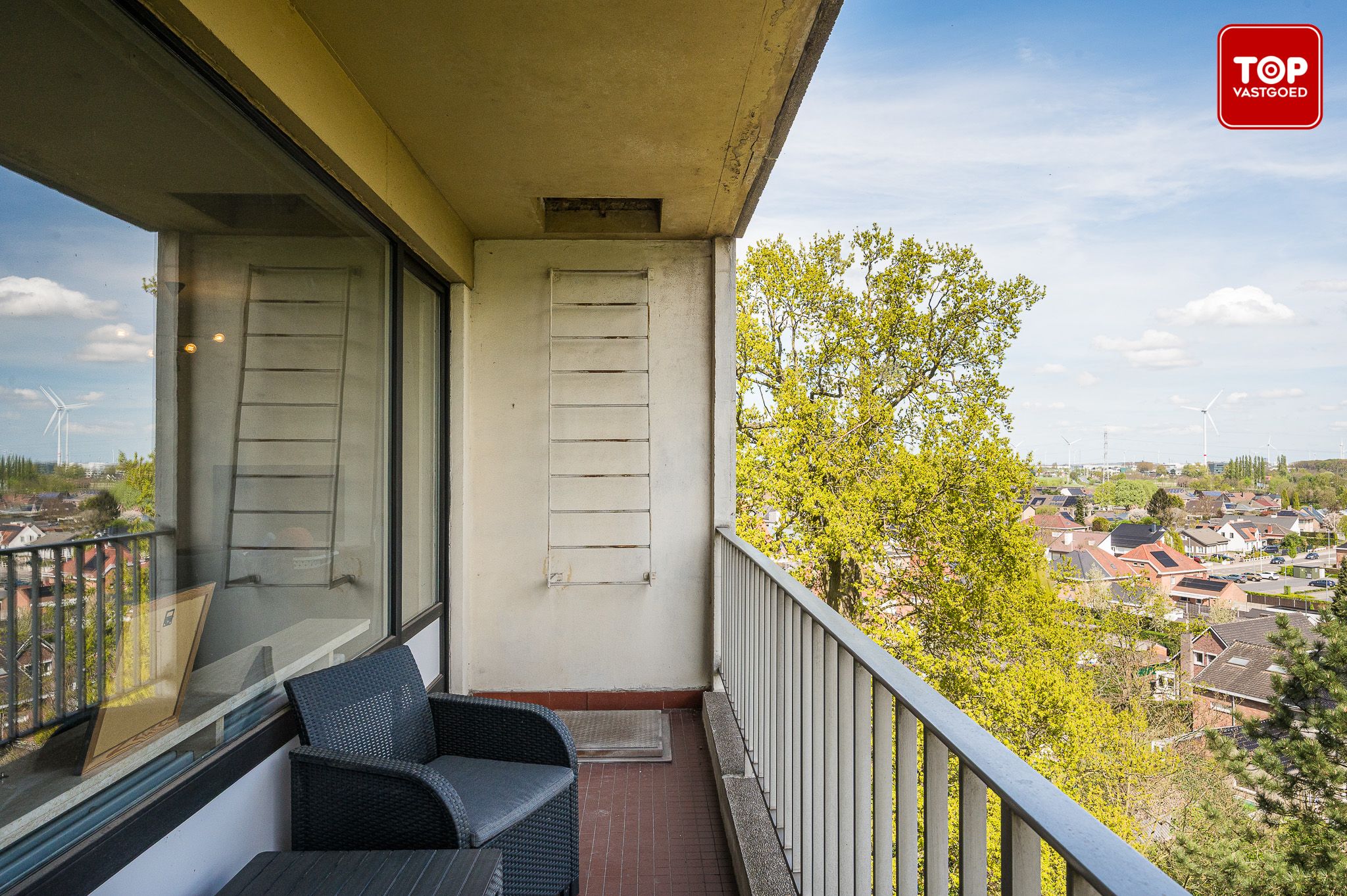 Instapklaar 2-slaapkamer appartement met groot terras en zicht op een prachtig park. foto 12