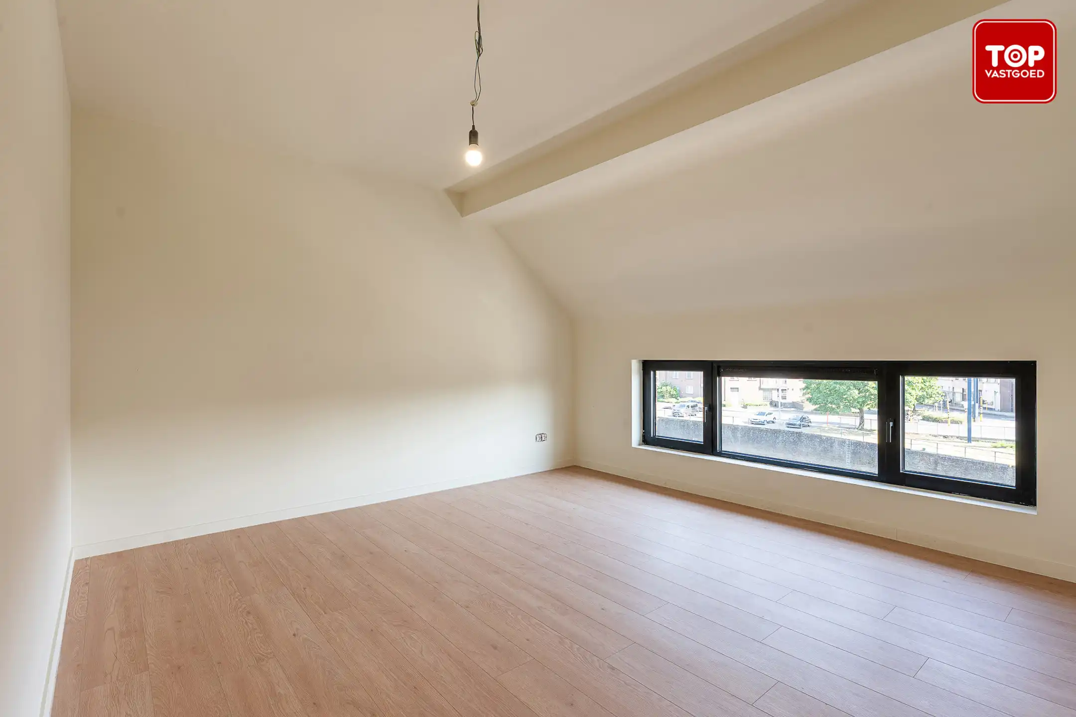 Totaal gerenoveerde woning met 3 slaapkamers en tuin (EPC A) foto 25