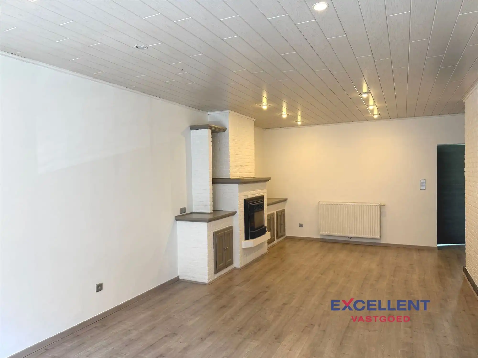 Instapklaar huis met 3 slpk en tuin te huur Aalst foto 2