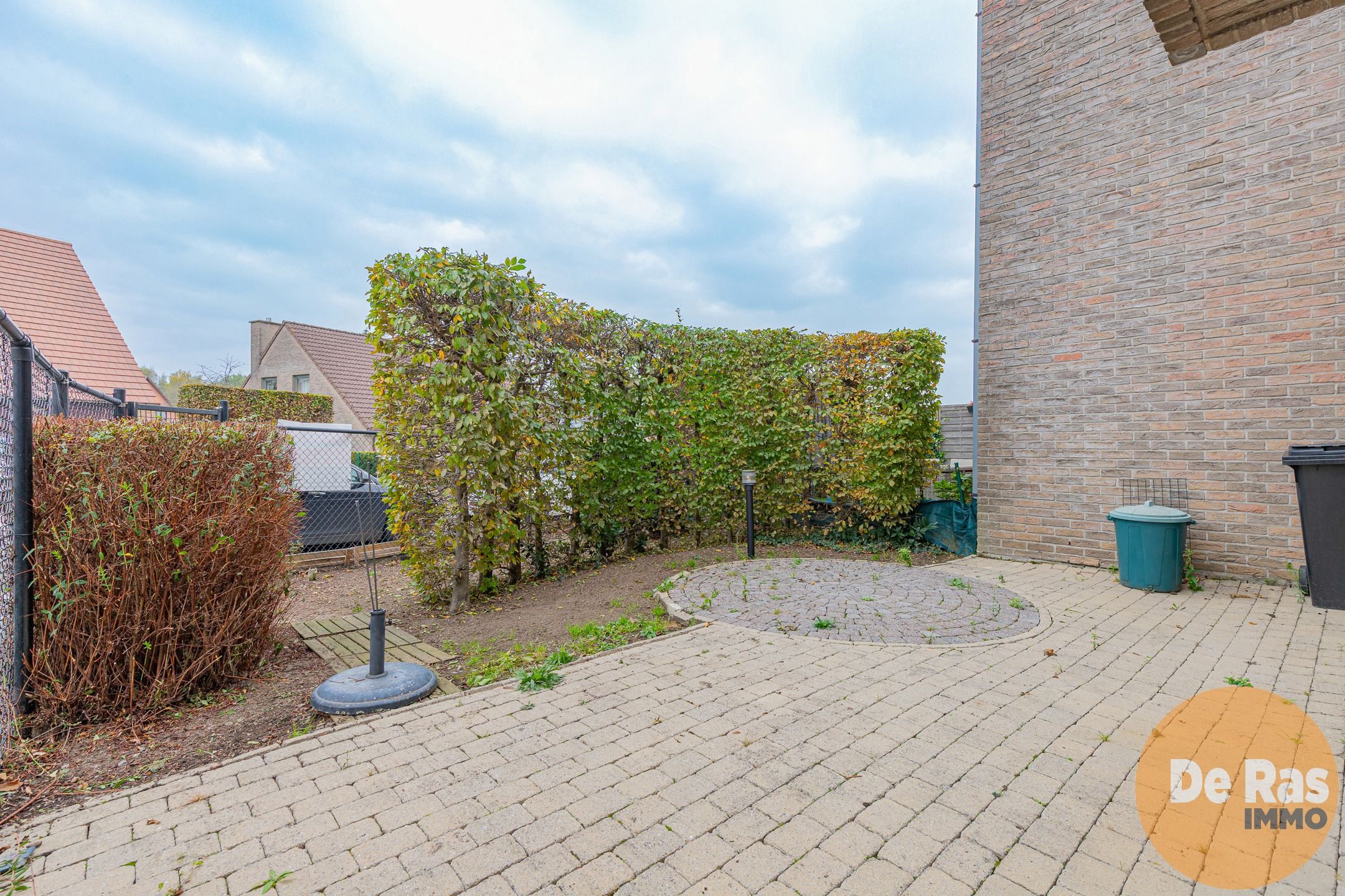 AFFLIGEM– Ruim gelijkvloersapp. met 2 slpks in rustige buurt foto 11