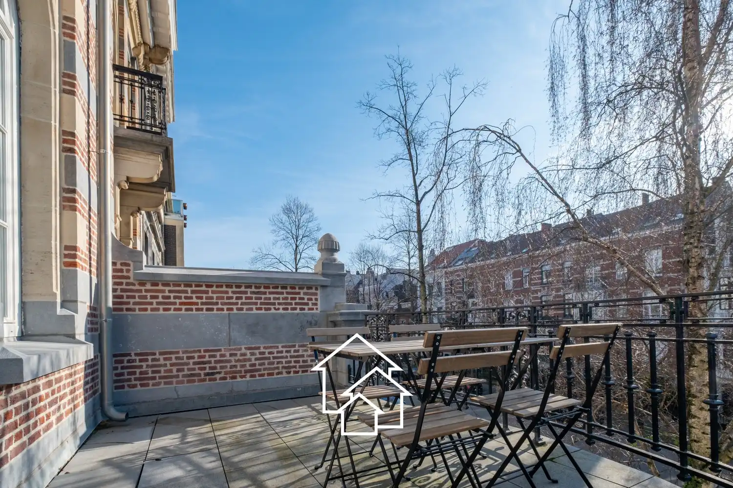 Klasse appartement gemeubeld met ruime terras foto 20