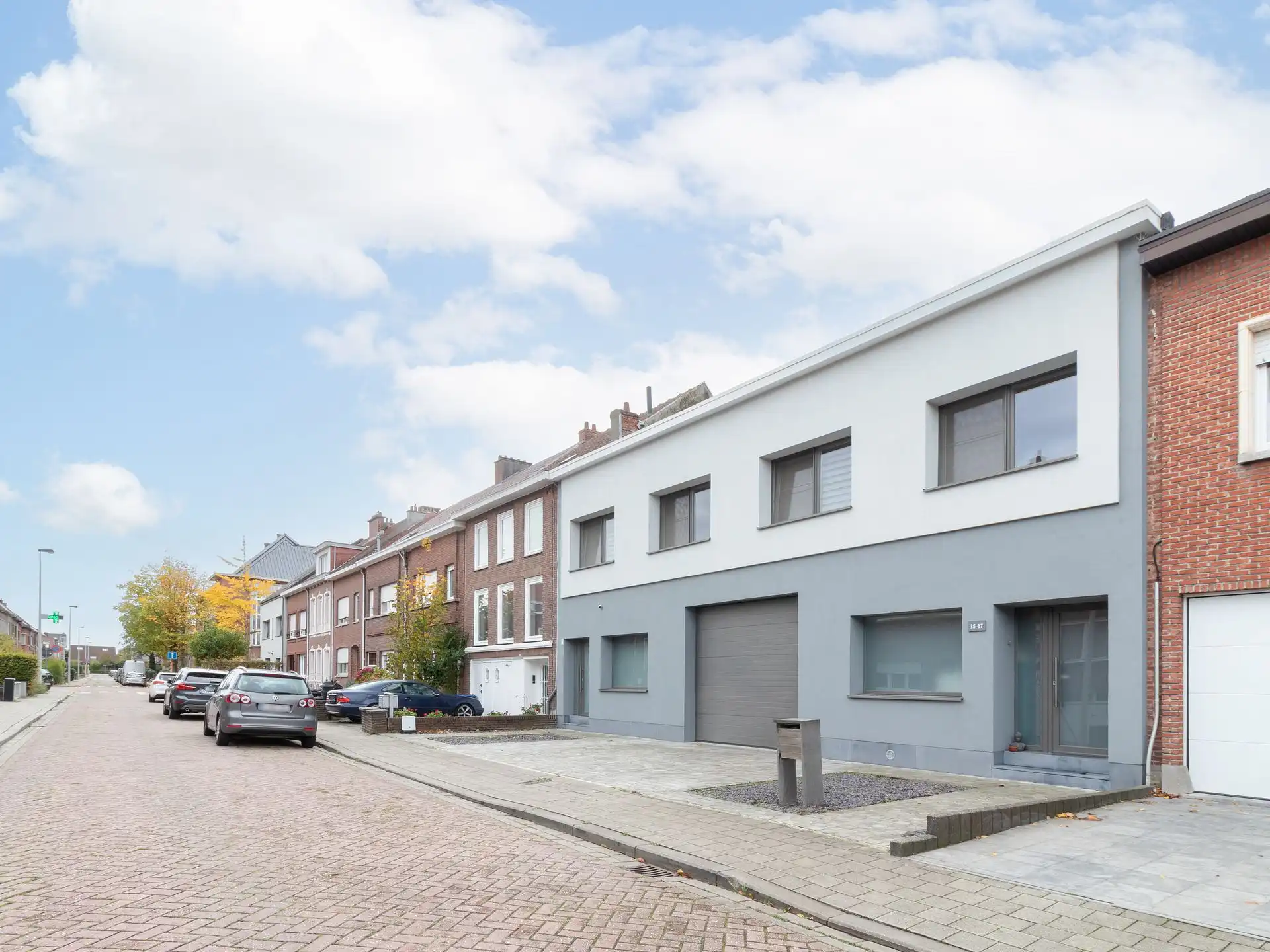 Unieke woning met magazijn in Boom foto 2