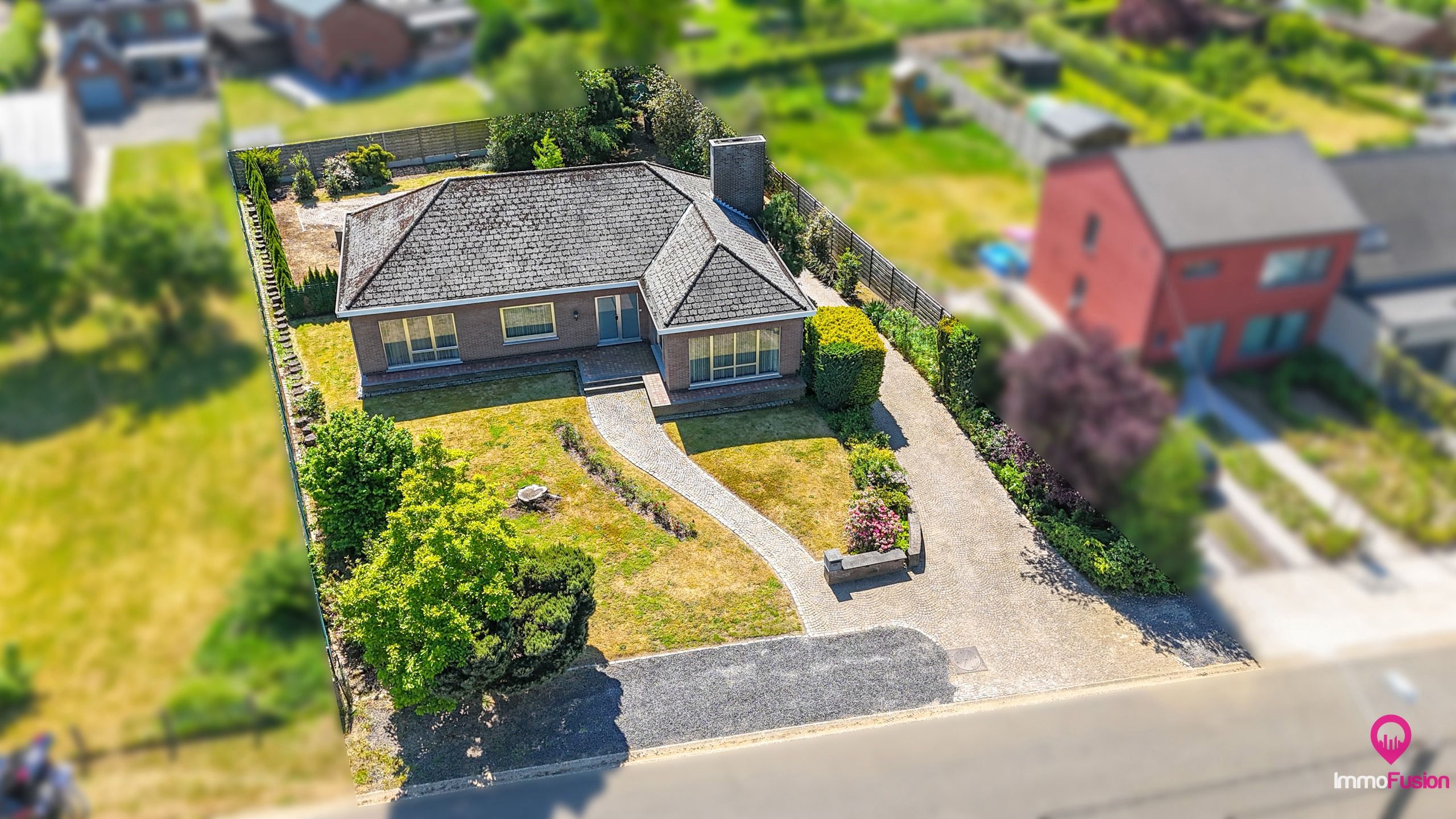 Mooie, volledig onderkelderde bungalow met 3 slaapkamers!  foto 41