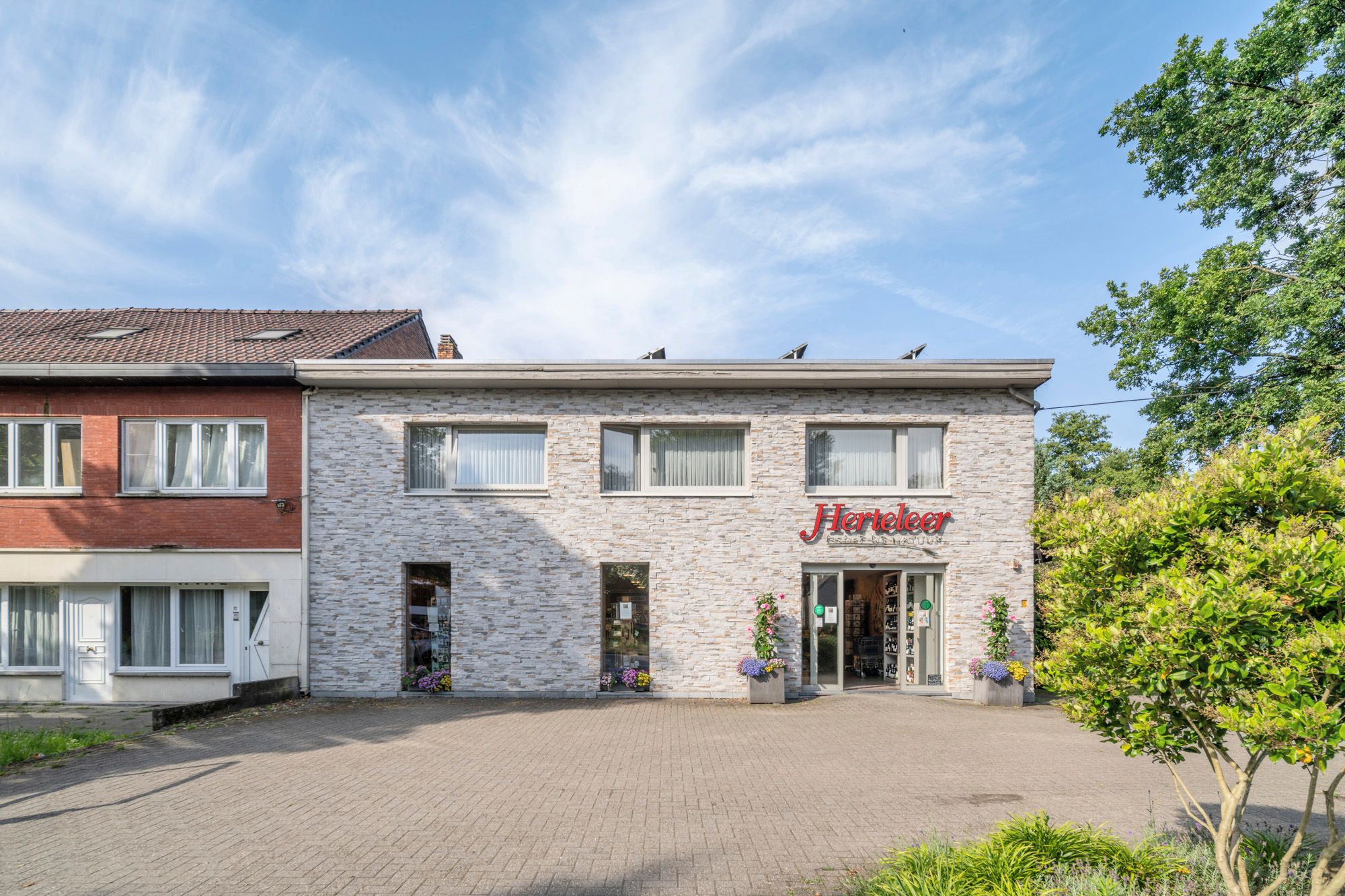 Succesvolle natuurbakkerij en delicatessenzaak te Genk foto 18