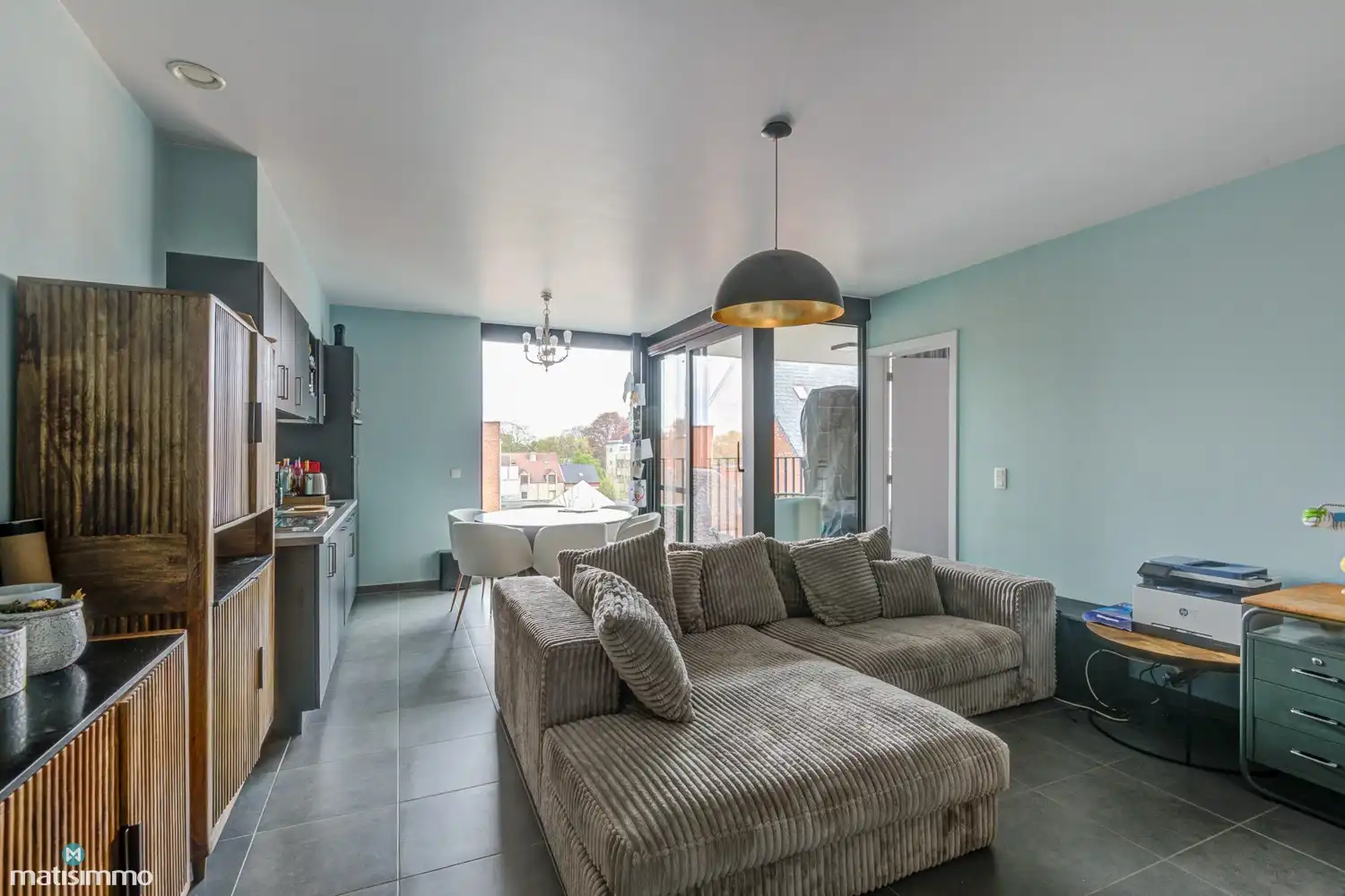 INSTAPKLAAR APPARTEMENT MET EEN UITSTEKENDE LIGGING TE HASSELT foto 2