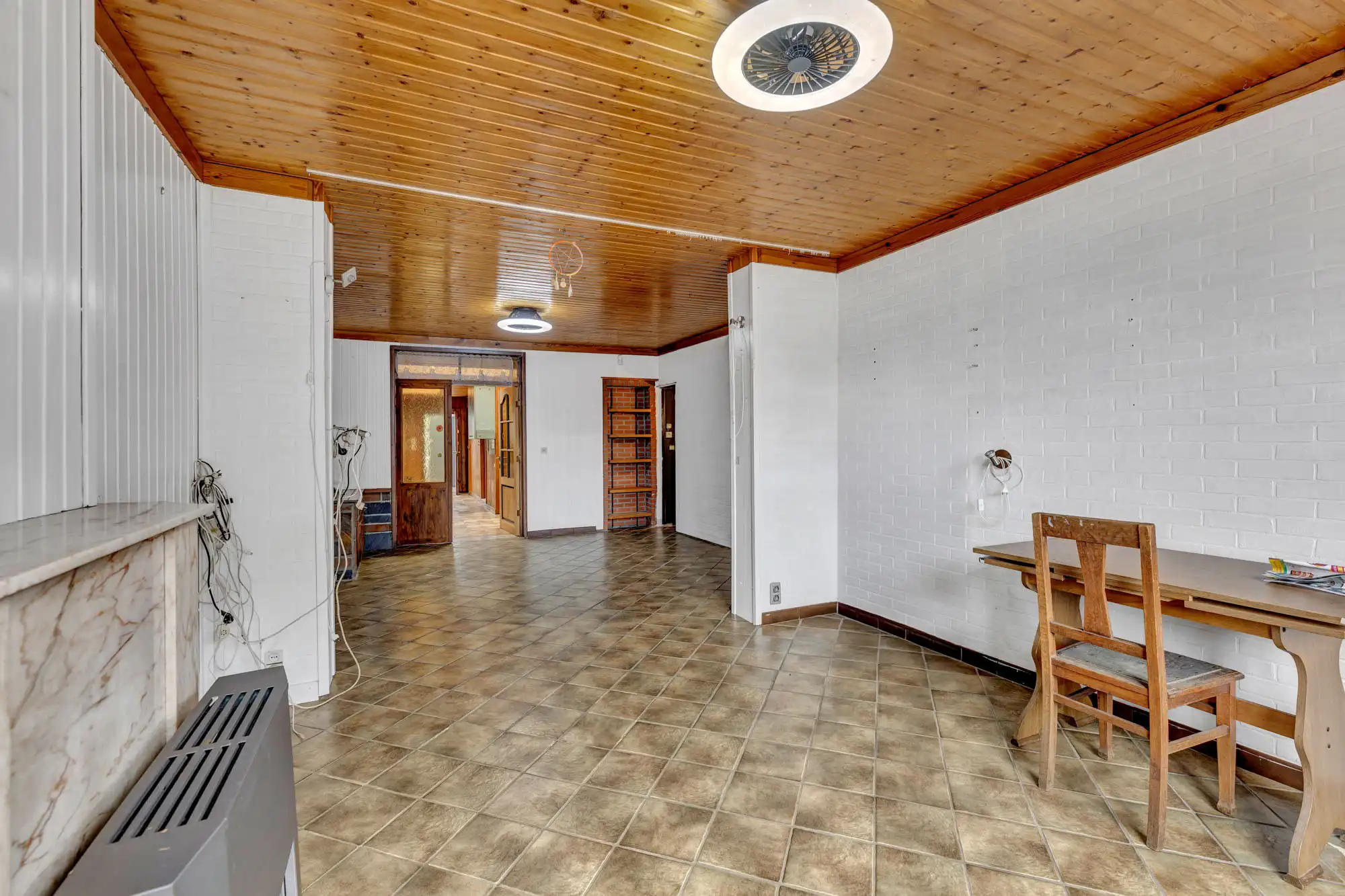 Ruime te renoveren woning nabij centrum Aalst foto 3