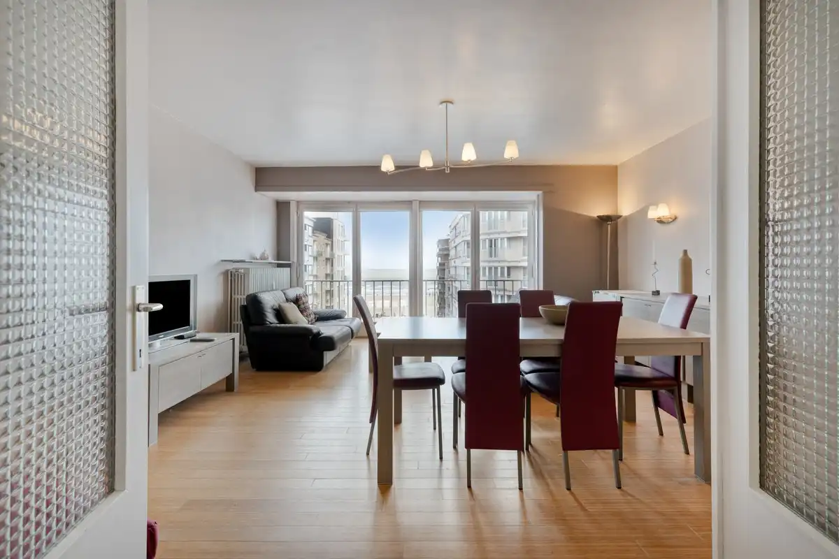 Appartement met 2 slaapkamers en frontaal zeezicht. foto 9