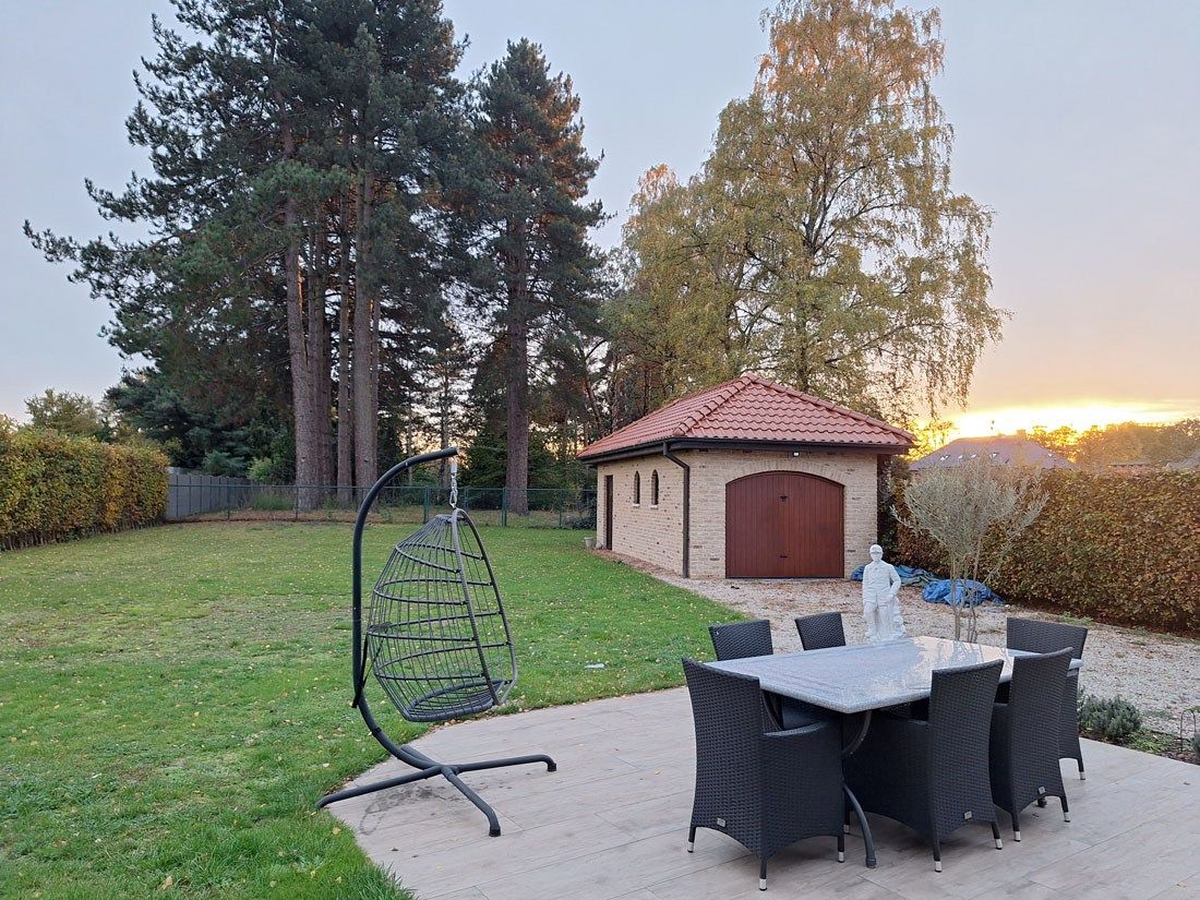 Spaans landhuis te Zonhoven met voldoende groen foto 21