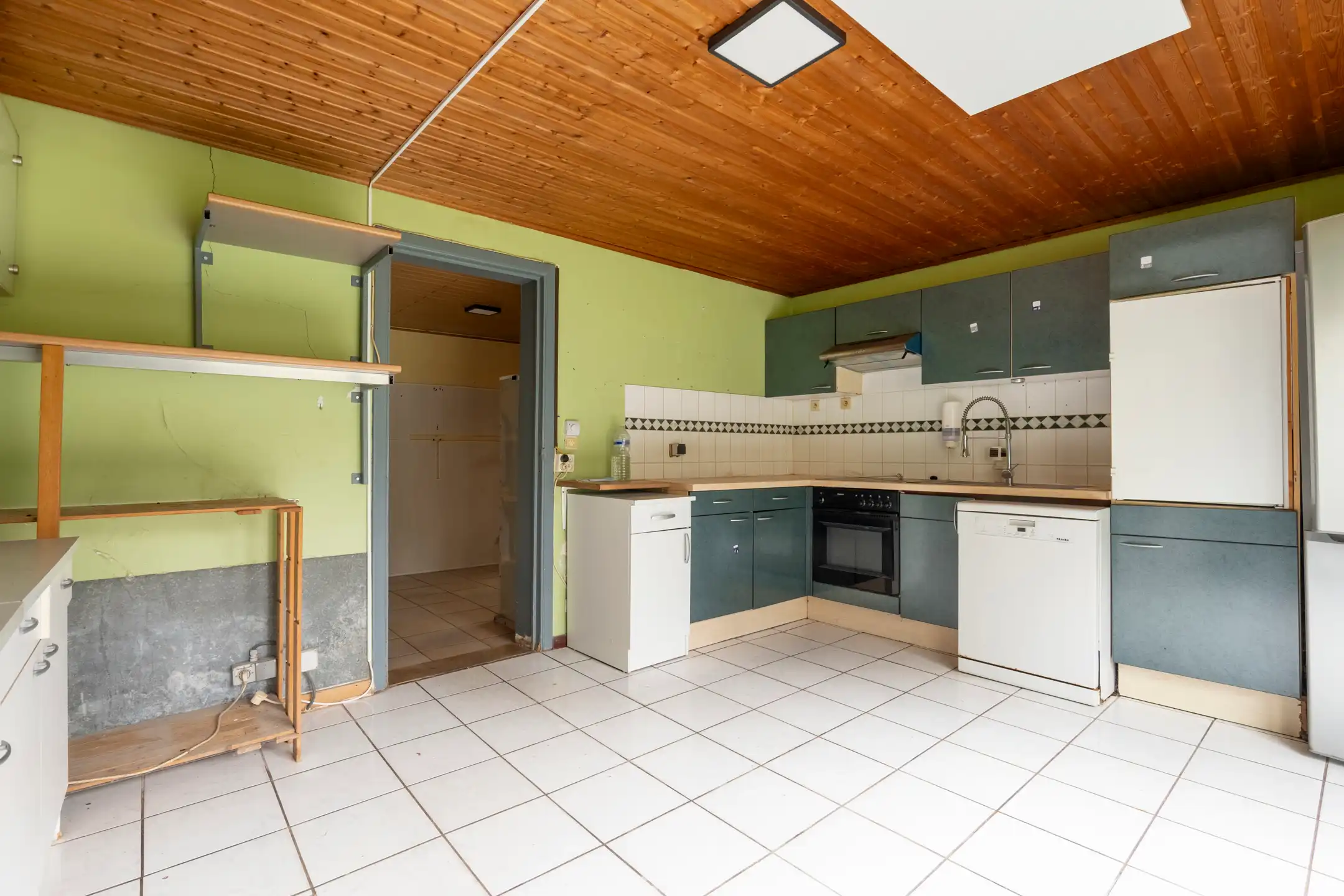 Prachtig perceel bouwgrond 2.475 m² met af te breken woning foto 12