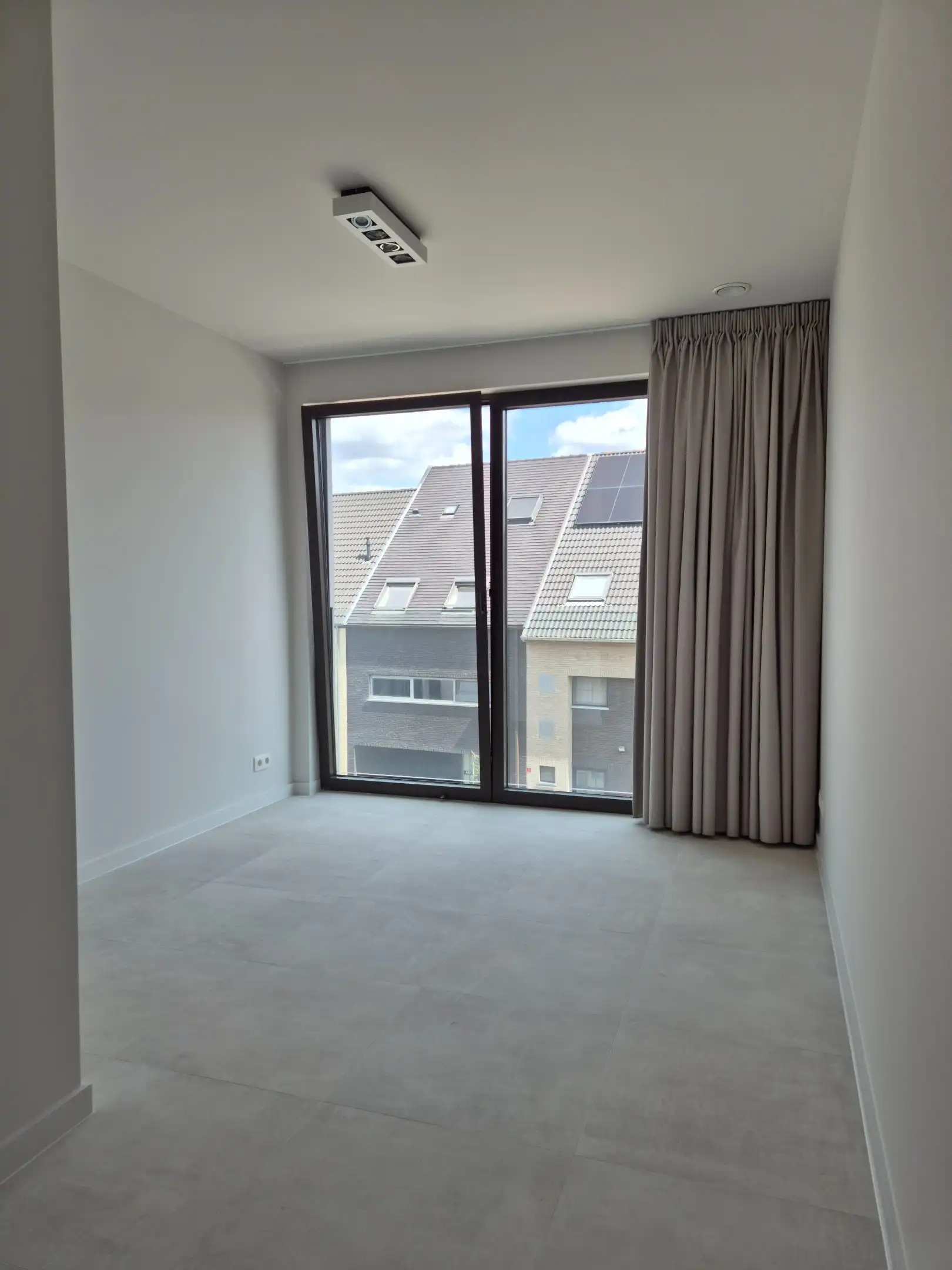 Nieuwbouwappartement met 2 slaapkamers en terras foto 14