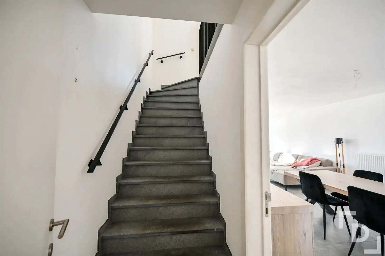 Duplex appartement met 3 slaapkamers. foto 7