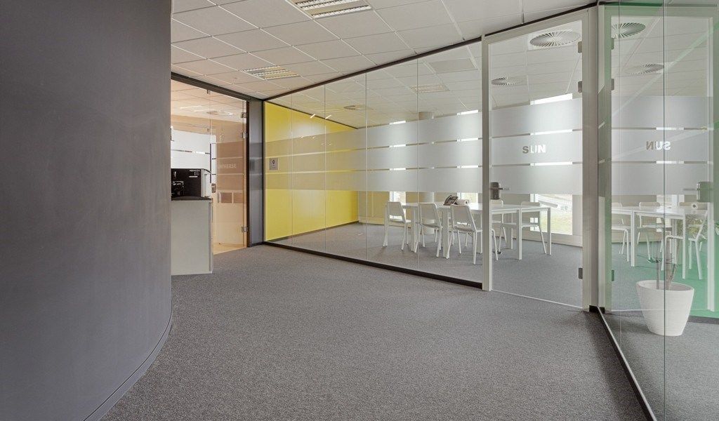 Gemeubelde kantoren met dienstverlening in Planet Business Center aan The Loop in Gent foto 16